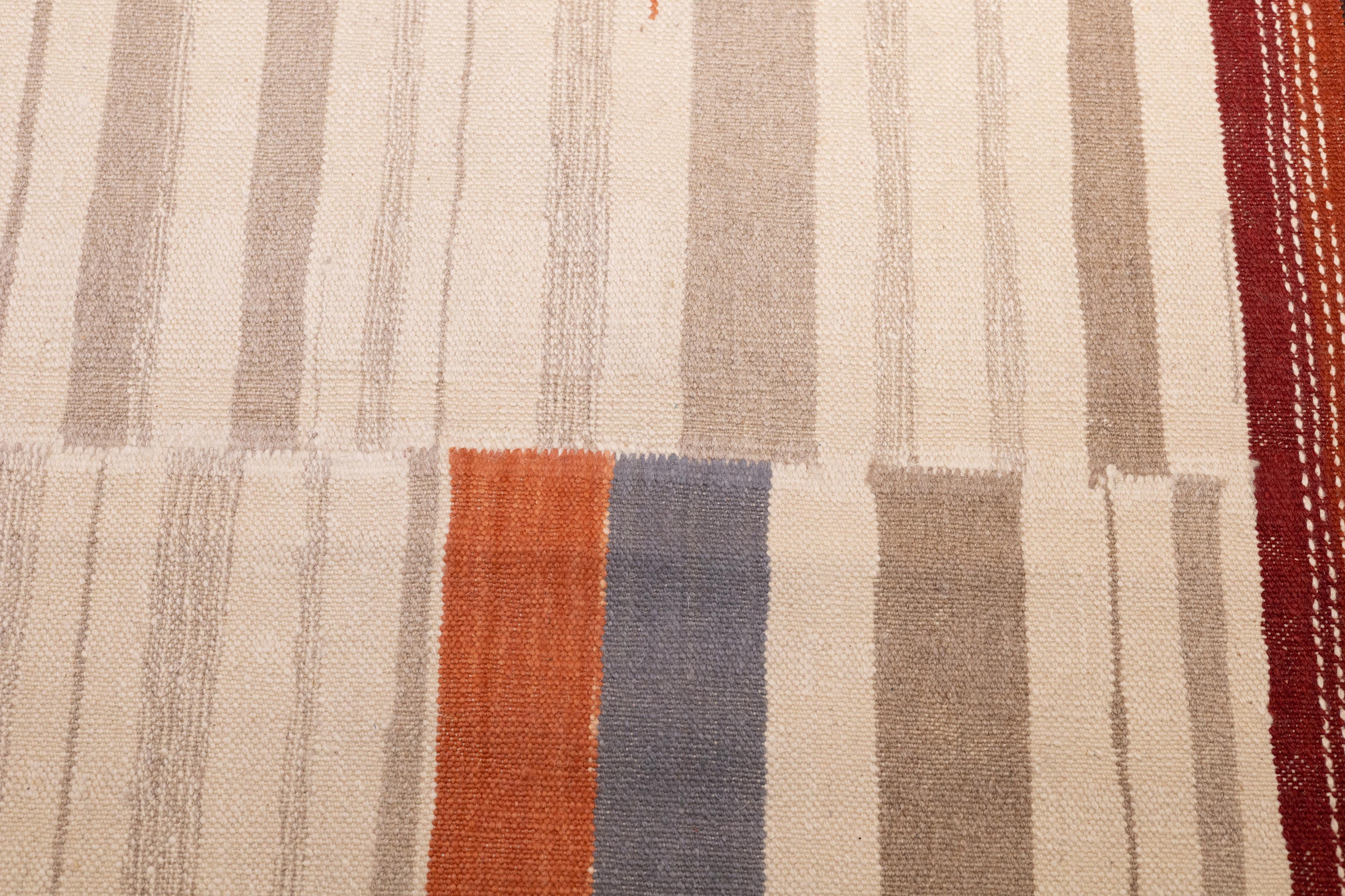 Fine Vintage Scandinavian Kilim Rug 8'4'' x 12'2'' For Sale 3