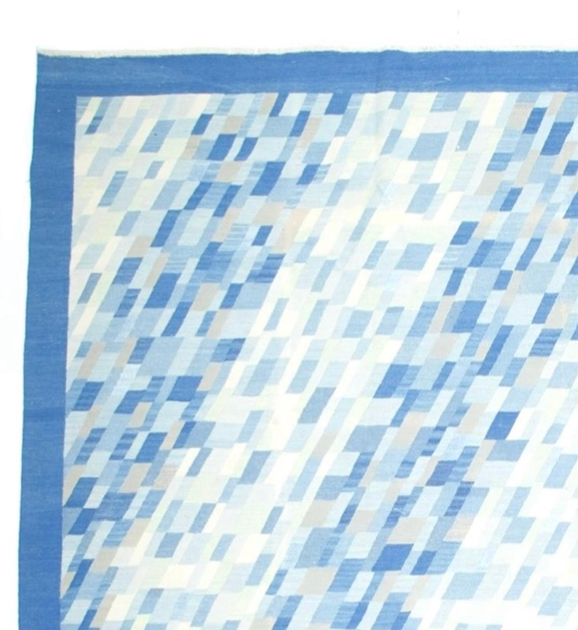 Feine Vintage skandinavischen quadratischen Kilim Teppich 10'11