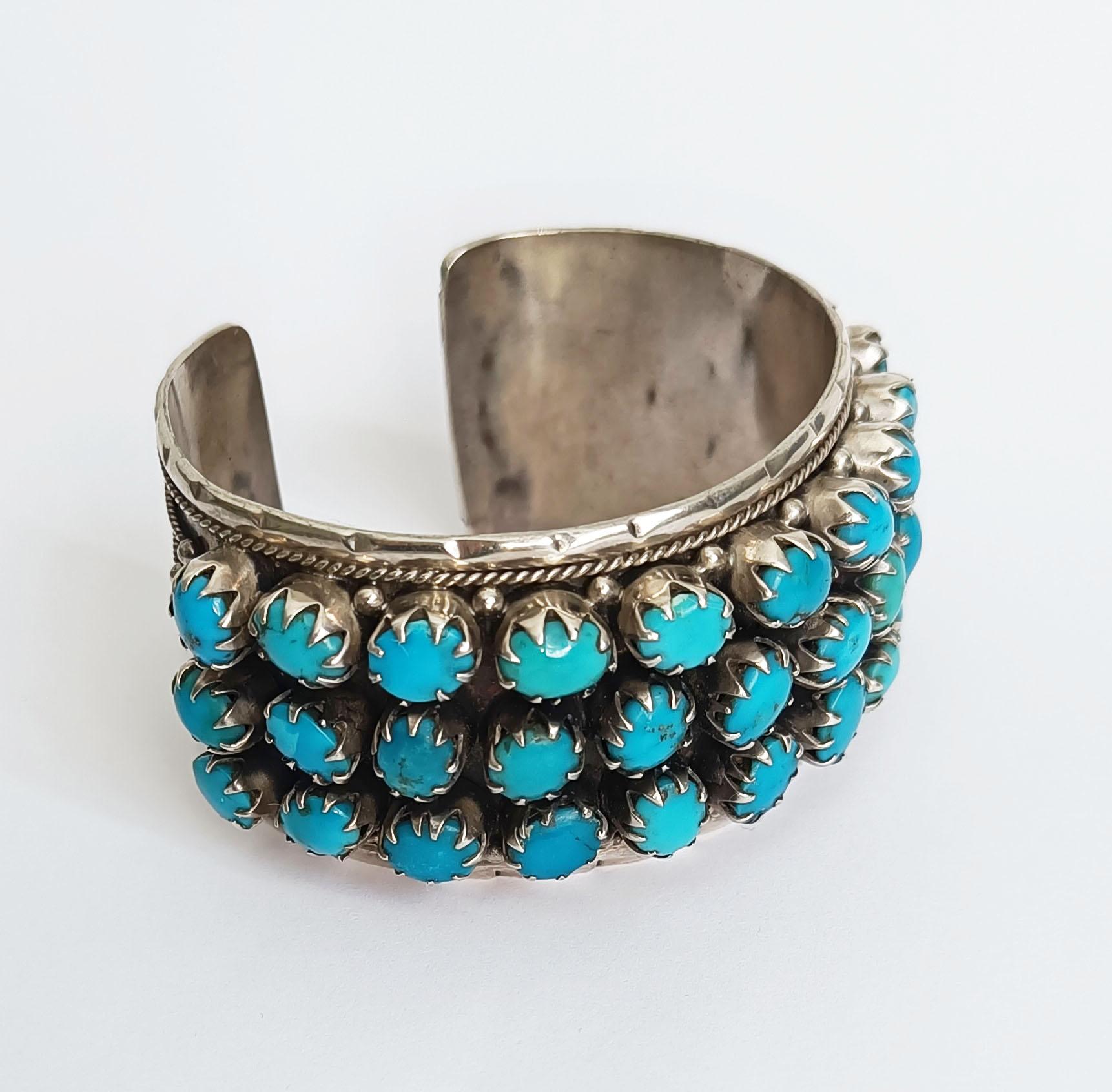 Hand-Crafted Fine Vintage silver Turquoise Cuff bracelet ethnographic tribal jewellery For Sale
