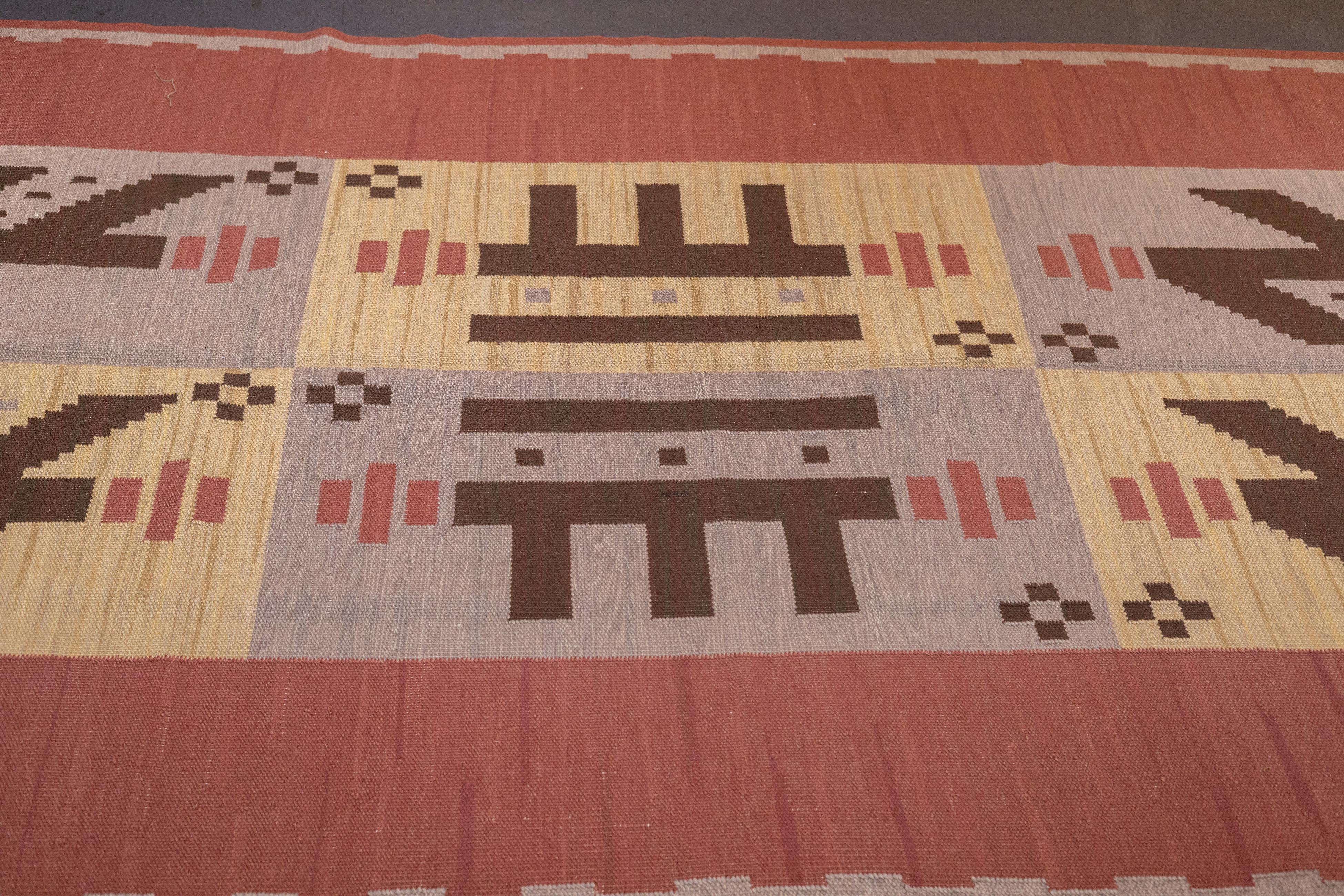 20ième siècle Tapis Kilim suédois à tissage plat 5'9'' x 10'3'' en vente
