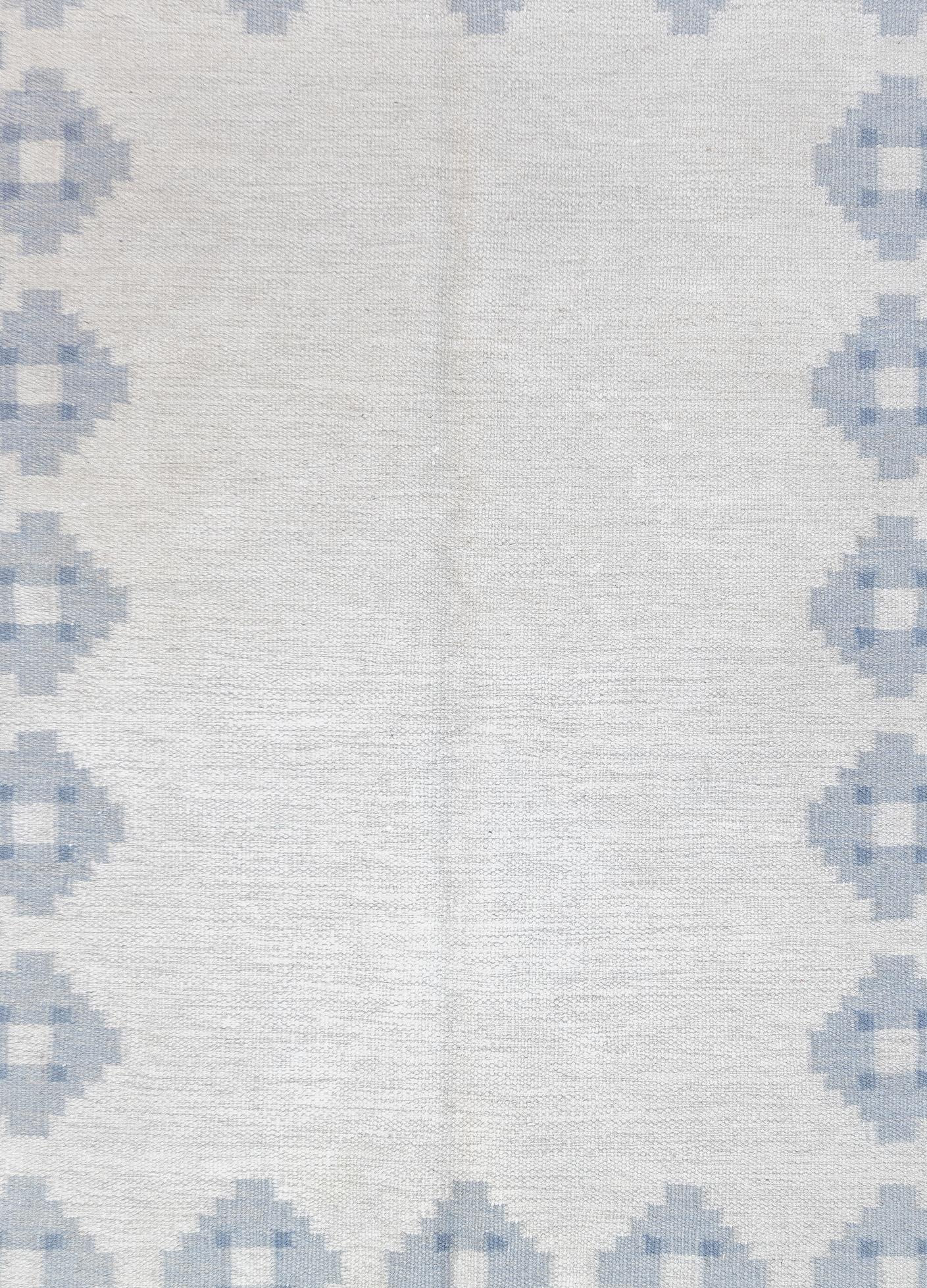 Fina Alfombra Kilim Sueca Vintage 4'1'' x 5'8'' Turco en venta