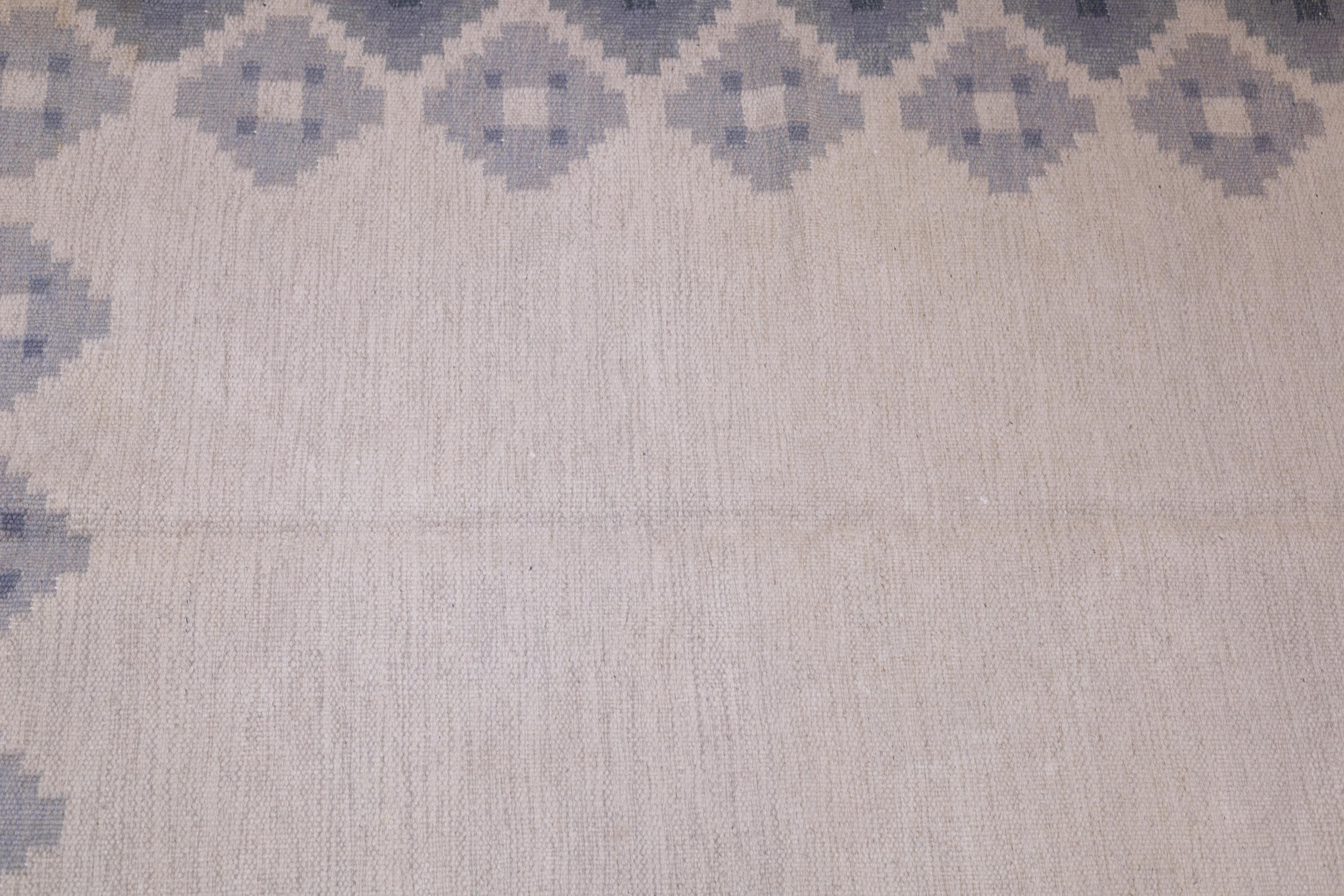 Fina Alfombra Kilim Sueca Vintage 4'1'' x 5'8'' en venta 1