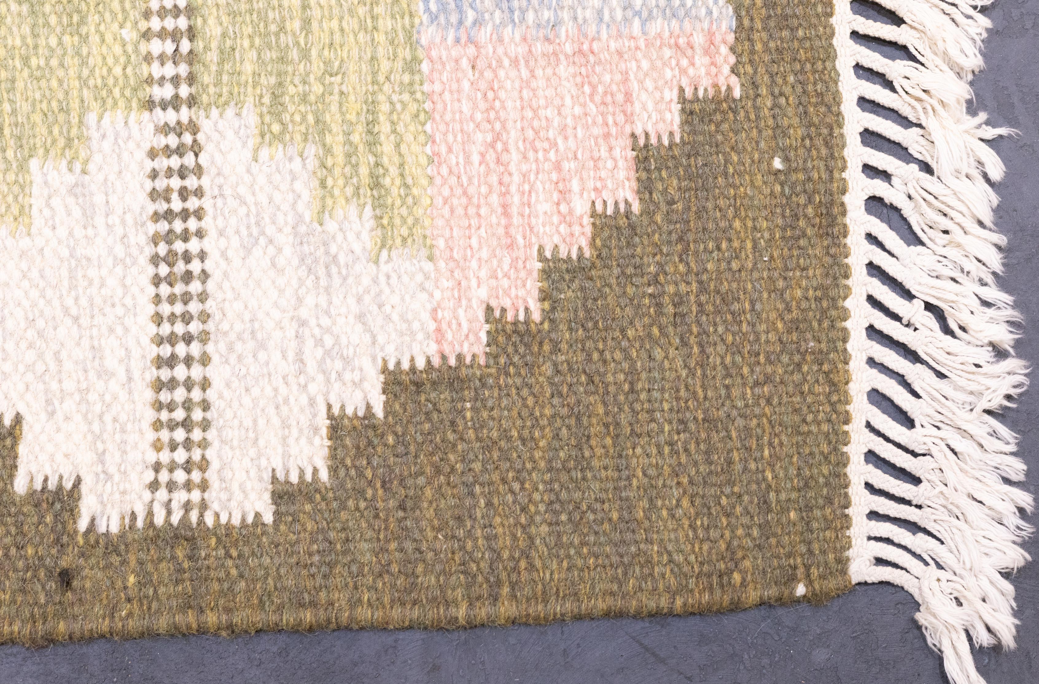 Fine Vintage Swedish Kilim Rug 4'6'' x 5'5'' For Sale 1