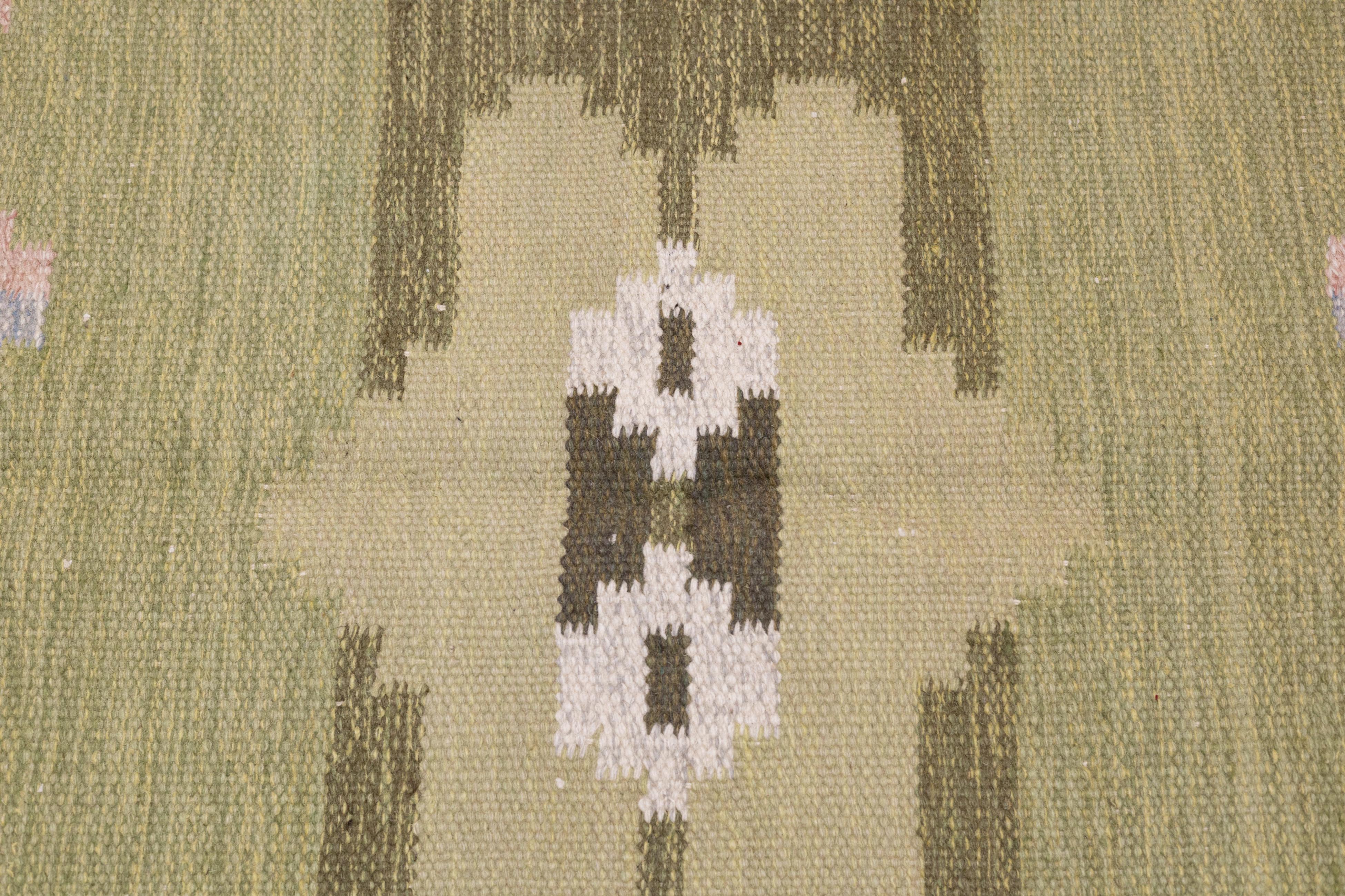 Fine Vintage Swedish Kilim Rug 4'6'' x 5'5'' For Sale 2