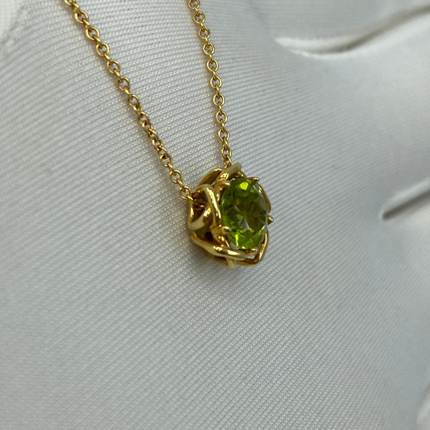 Fine Vintage Tiffany & Co. Round Cut Peridot 18k Yellow Gold Pendant Necklace 3