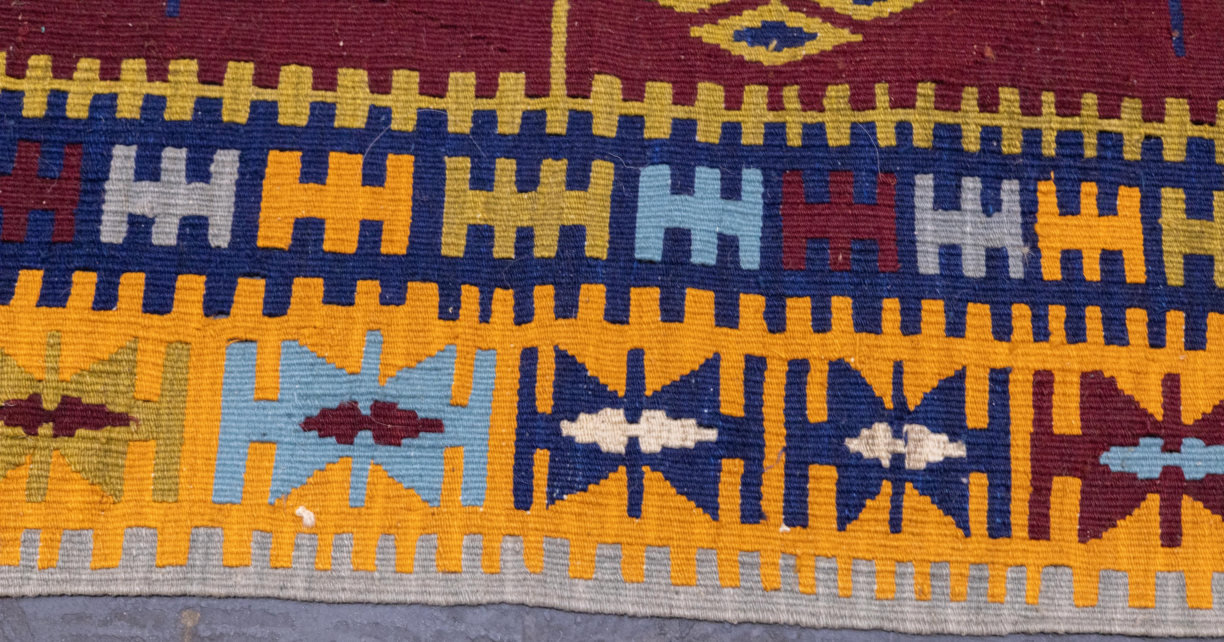 Fina Alfombra de Lana Kilim Turca Vintage de Anatolia 3'6'' x 4'10'' en venta 4