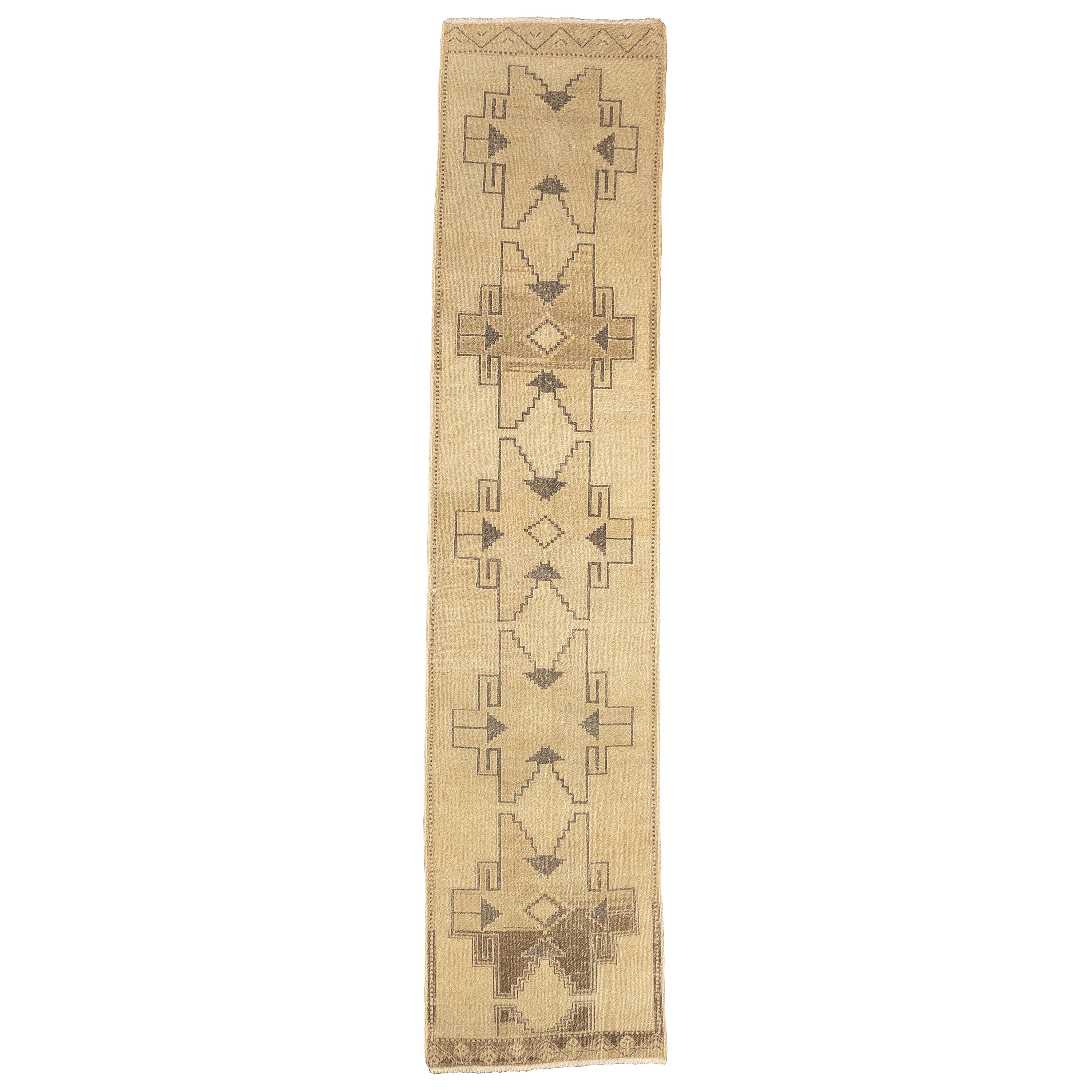 Tappeto lungo Oushak turco d'epoca 2'10'' x 12'7''