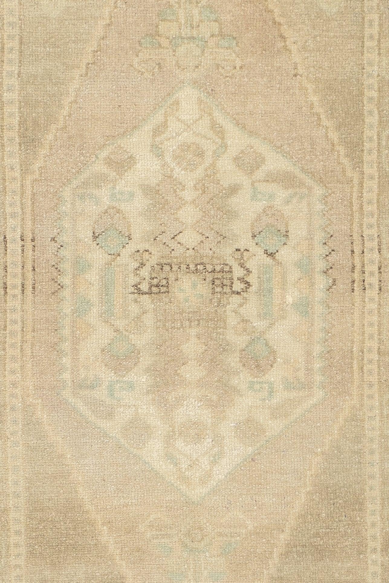 Fine Vintage Turkish Wool Rug 1'8'' x 3'2'' In Good Condition For Sale In New York, NY