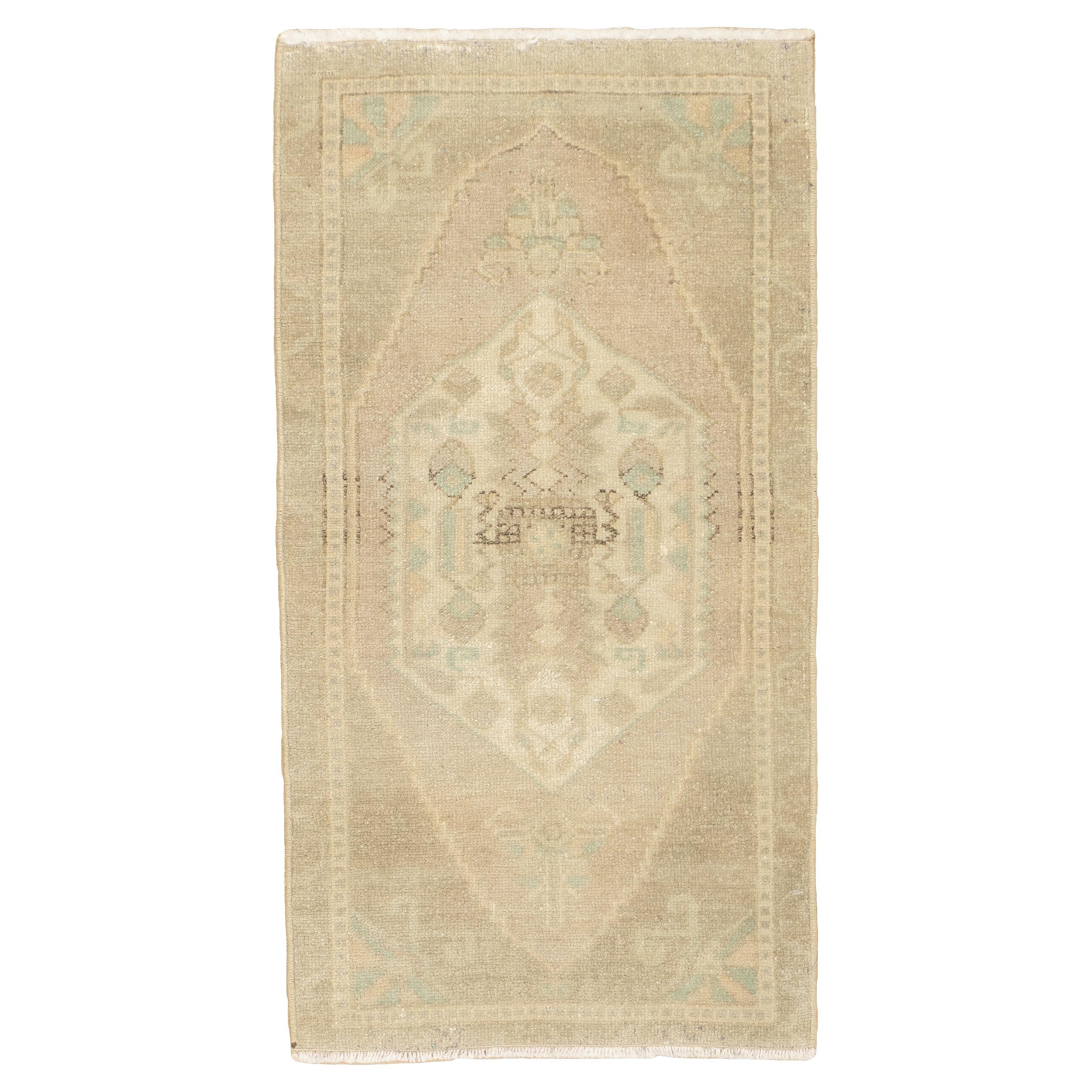 Fine Vintage Turkish Wool Rug 1'8'' x 3'2'' For Sale