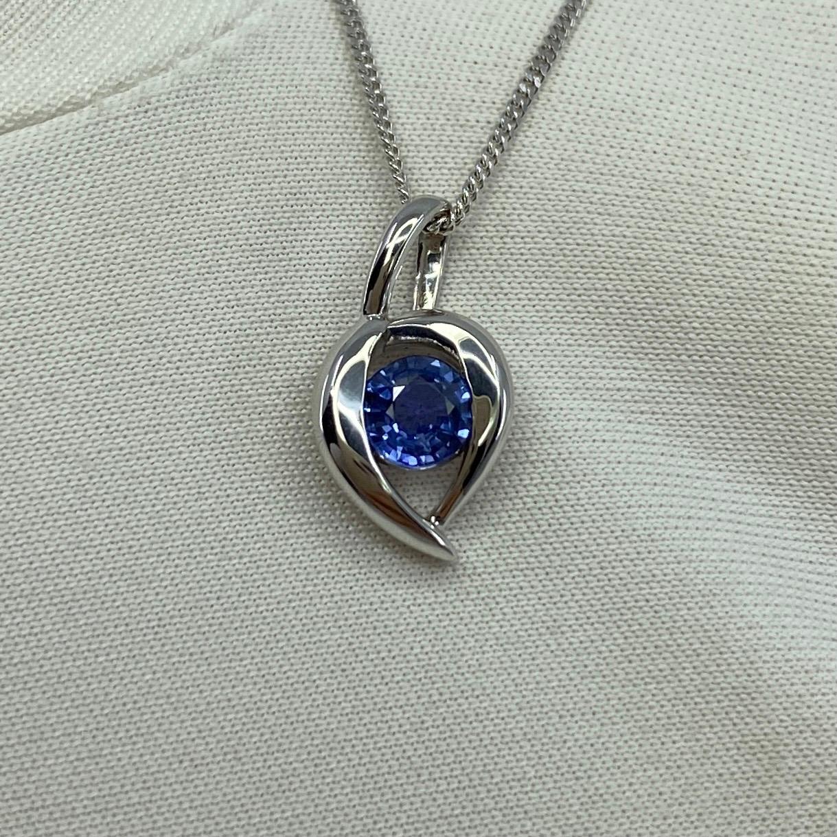 Fine Natural Vivid Blue Ceylon Sapphire Round 18k White Gold Solitaire Pendant 3