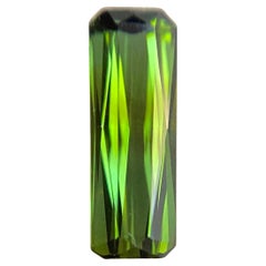 Fine Vivid Green Tourmaline 0.98ct Fancy Scissor Emerald Octagon Cut 