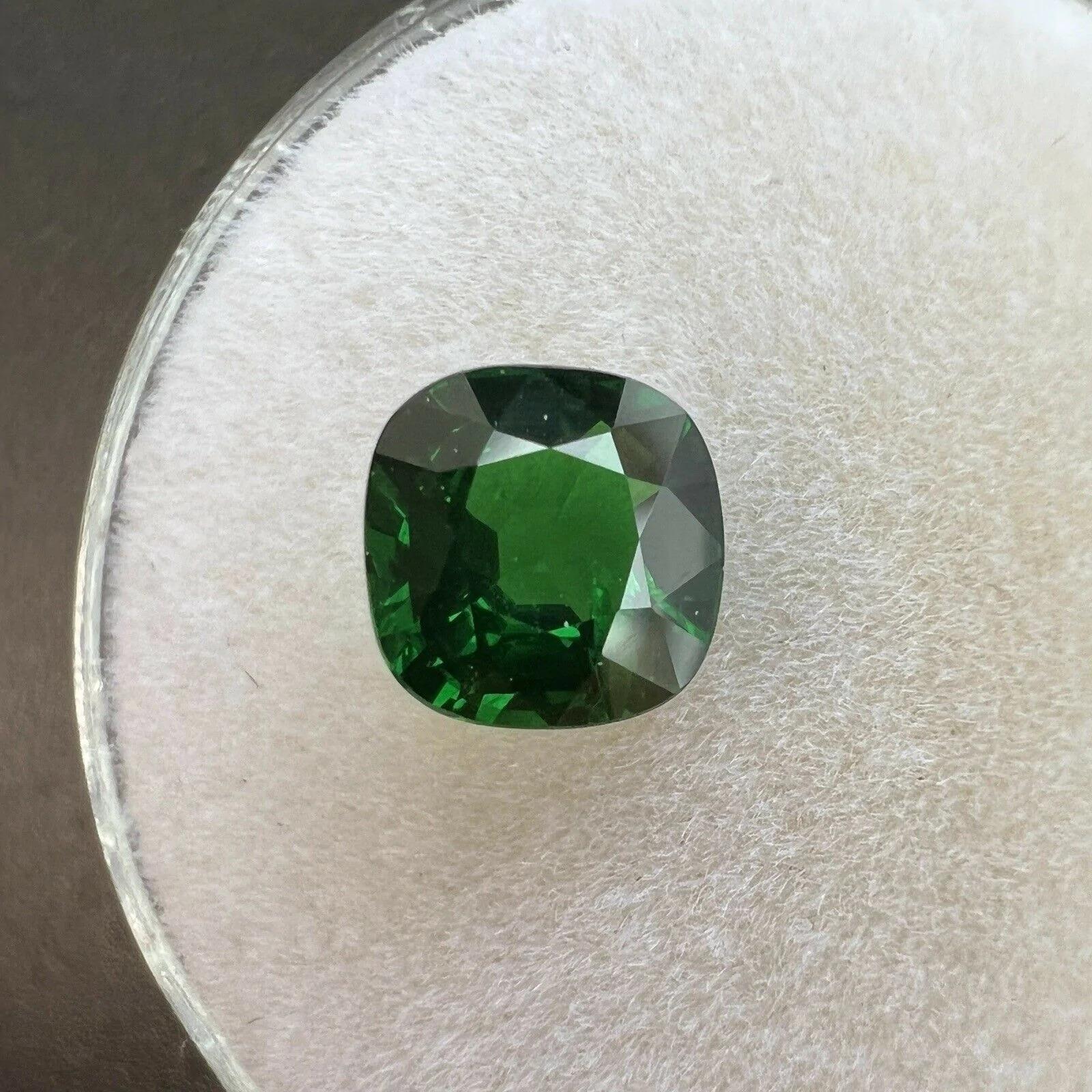 Loser Edelstein im Kissenschliff, lebhaft grüner Tsavorit Granat 1,18 Karat GRA zertifiziert 2