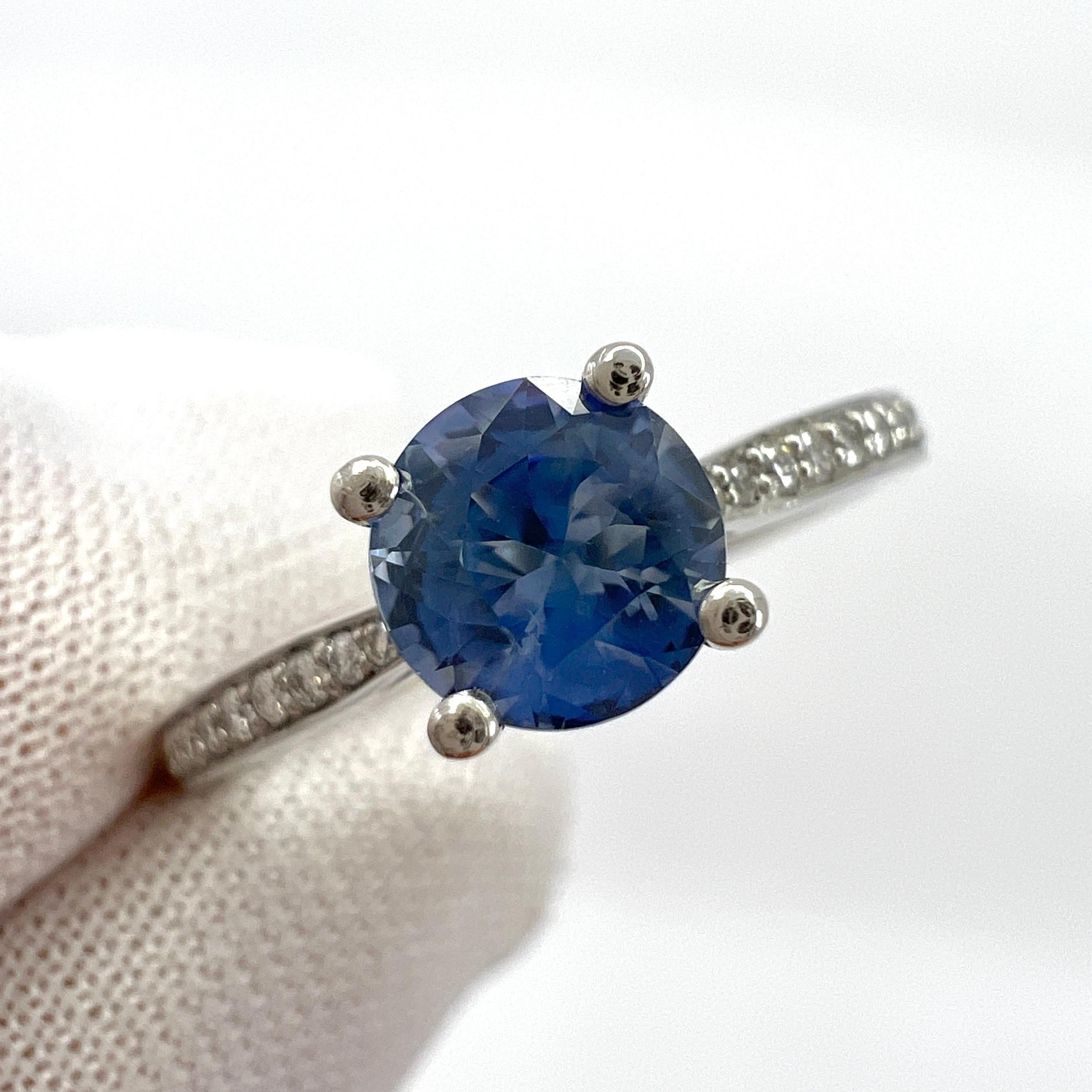 Women's or Men's Fine Vivid Light Blue Ceylon Sapphire Diamond Platinum Round Brilliant Cut Ring