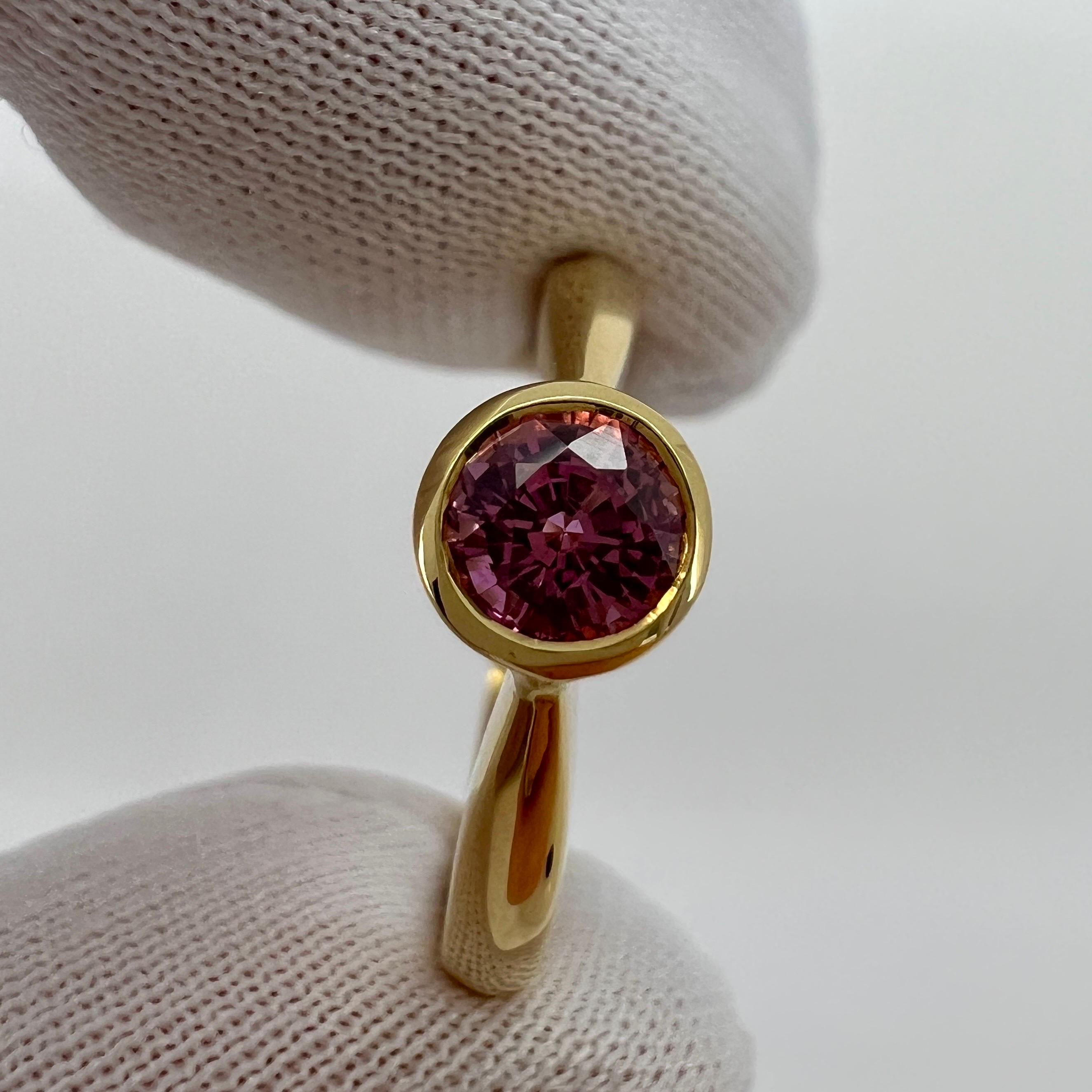 Fine Vivid Pink Sapphire Round Cut 18k Yellow Gold Solitaire Rubover Bezel Ring For Sale 6