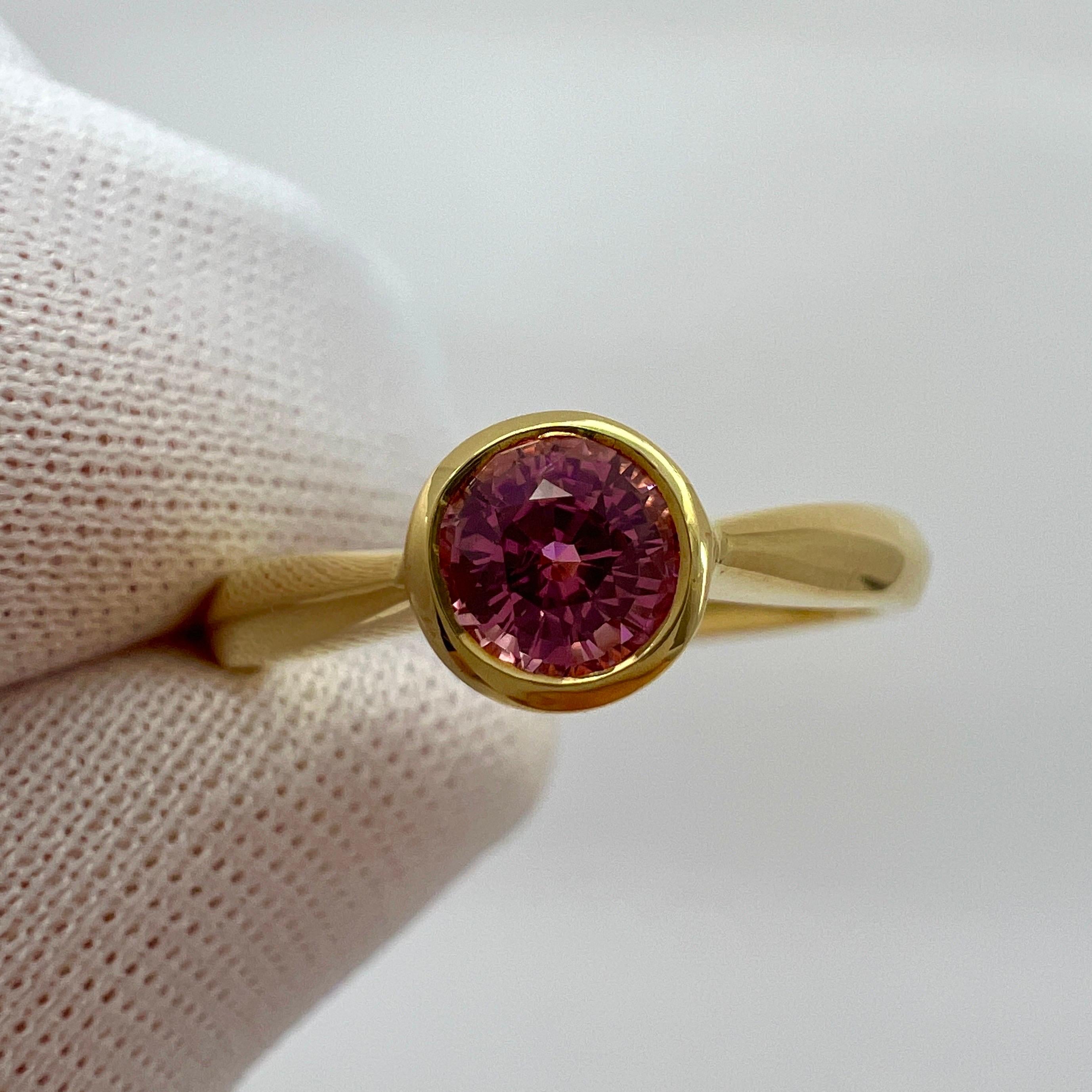 Fine Vivid Pink Sapphire Round Cut 18k Yellow Gold Solitaire Rubover Bezel Ring For Sale 5