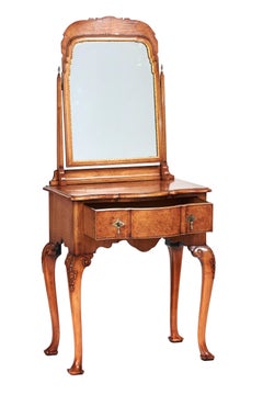 Fine Walnut Dressing table Queen Anne Revival circa 1920s