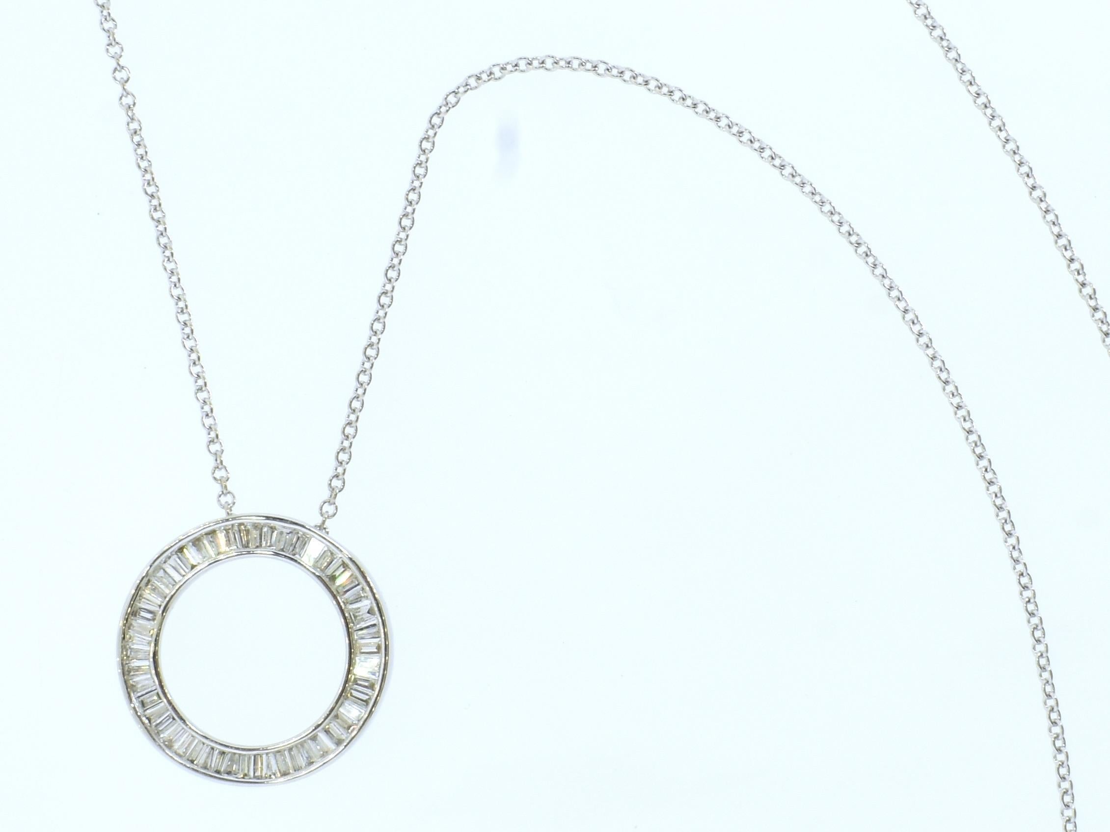 Collana con ciondolo di diamanti bianchi, 1,50 carati di diamanti fini a taglio fantasia in vendita 1