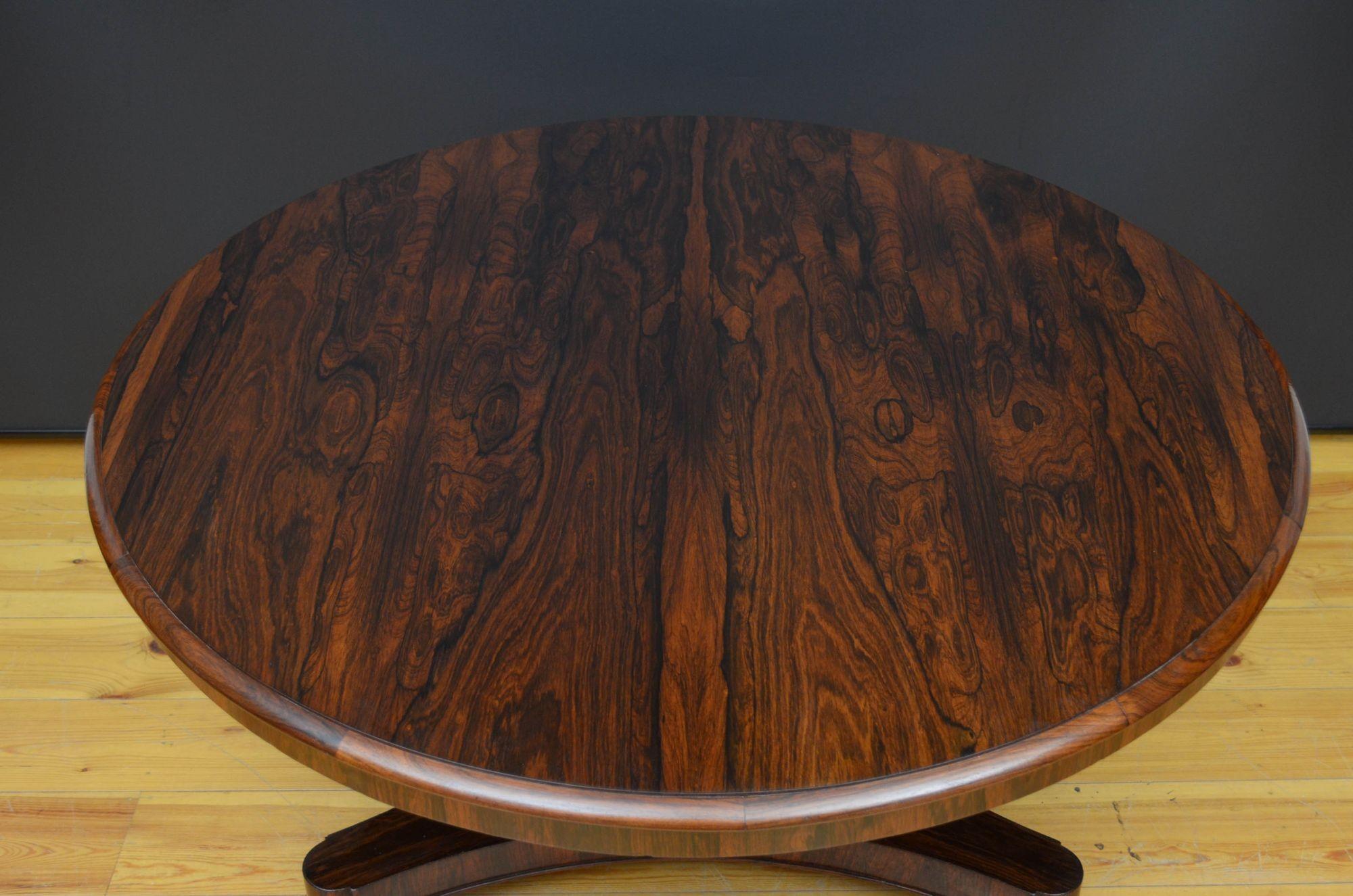Fine William IV Centre Table Dining Table For Sale 4