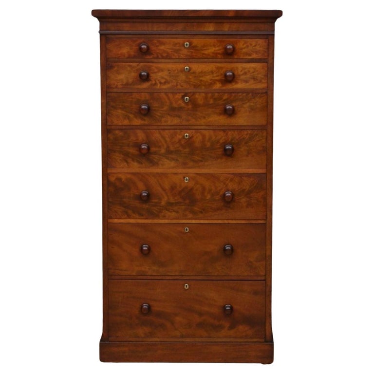 Fine William IV Mahogany Chest of Drawers For Sale at 1stDibs