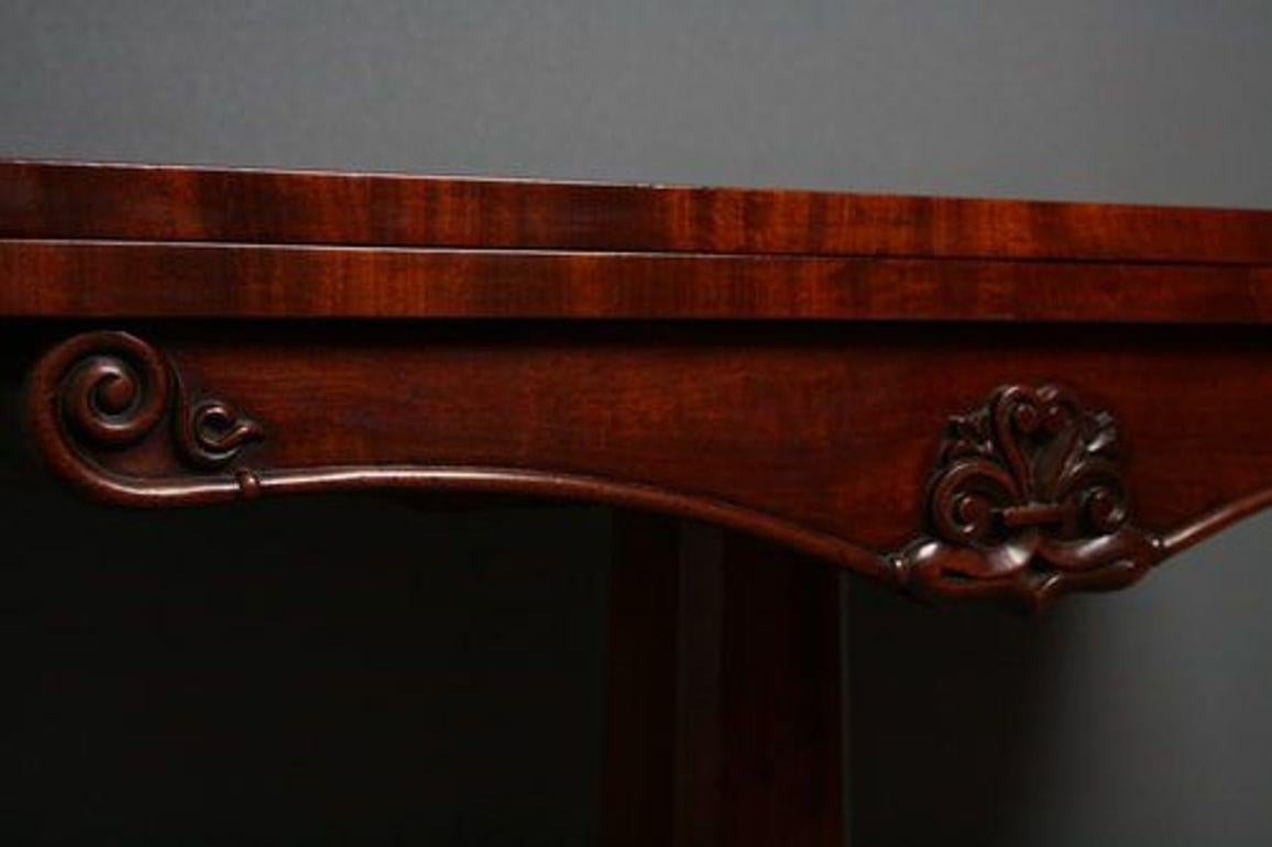 Fine William IV Mahogany Games Table In Good Condition For Sale In Whaley Bridge, GB