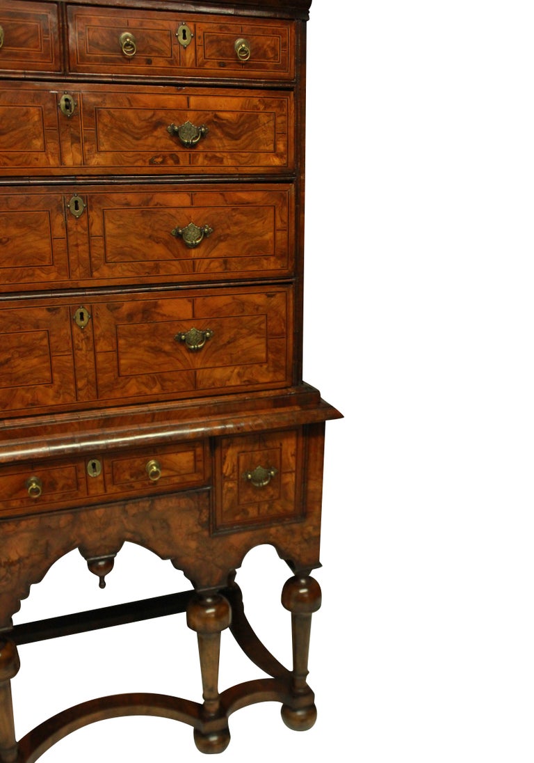 Fine William and Mary Chest on Stand in Walnut For Sale at 1stDibs