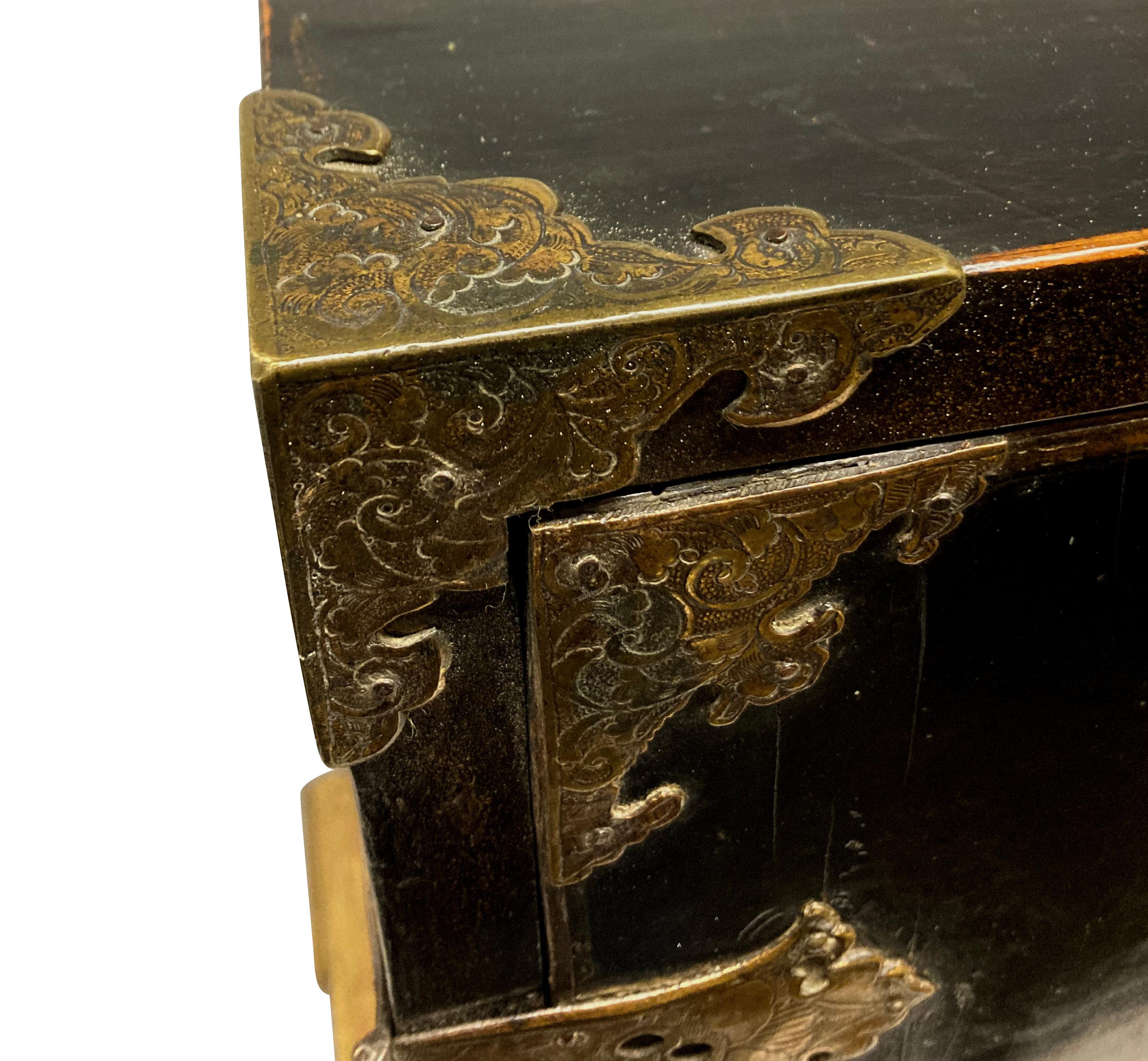 Brass Fine William & Mary Chinoiserie Cabinet on Giltwood Stand For Sale