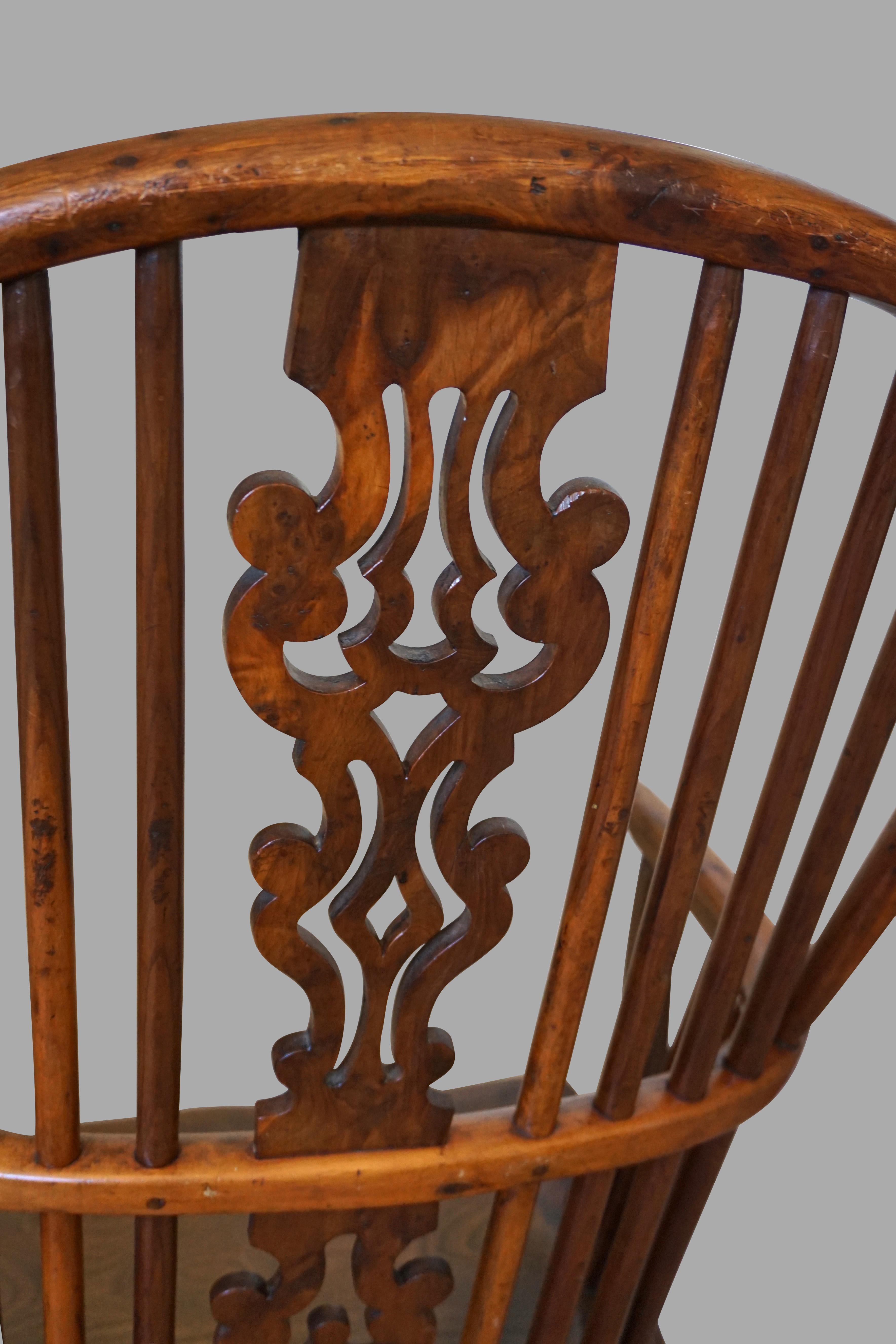 English Yew Wood Narrow Arm High Back Windsor Chair In Good Condition In San Francisco, CA