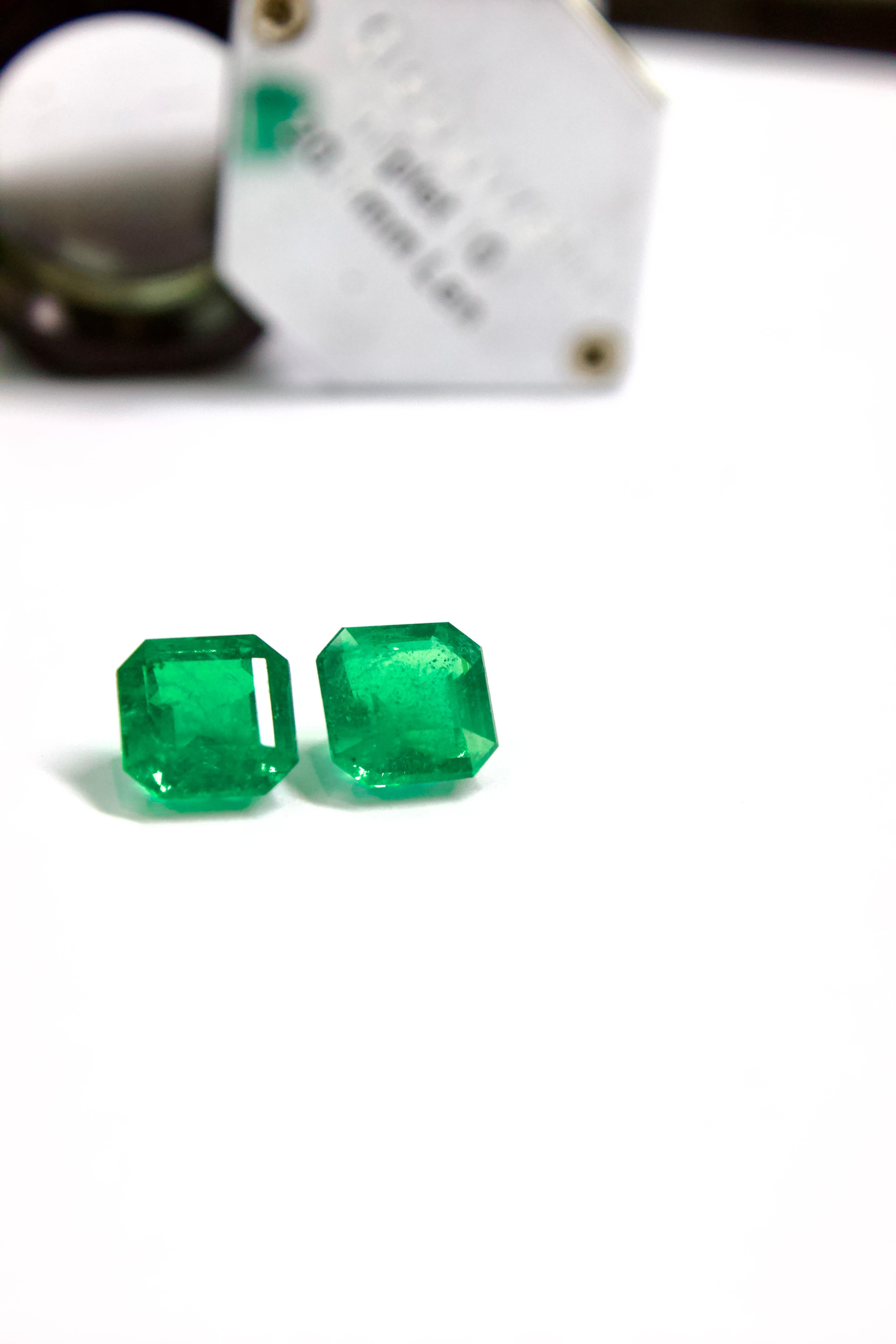 Women's or Men's Fine Zambian Emerald Matching Pair, Vivid Green For Sale