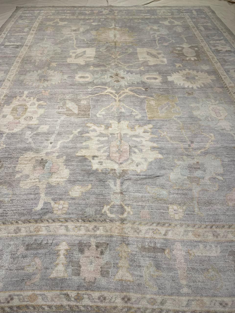 Oushak Fine Ziegler & Co. Tappeto Usak in vendita