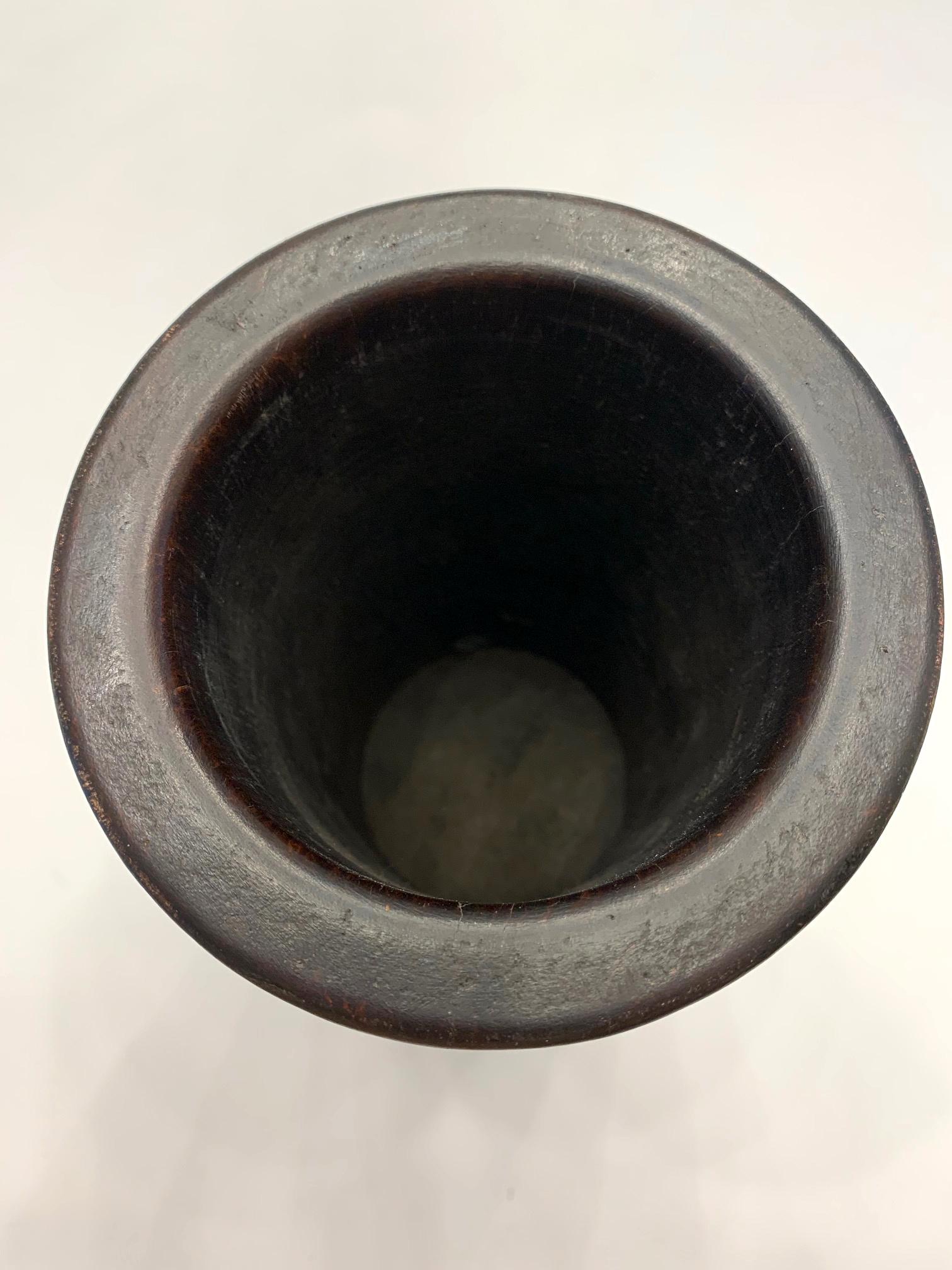 Finely Carved Chinese Brush Holder Pot For Sale 7
