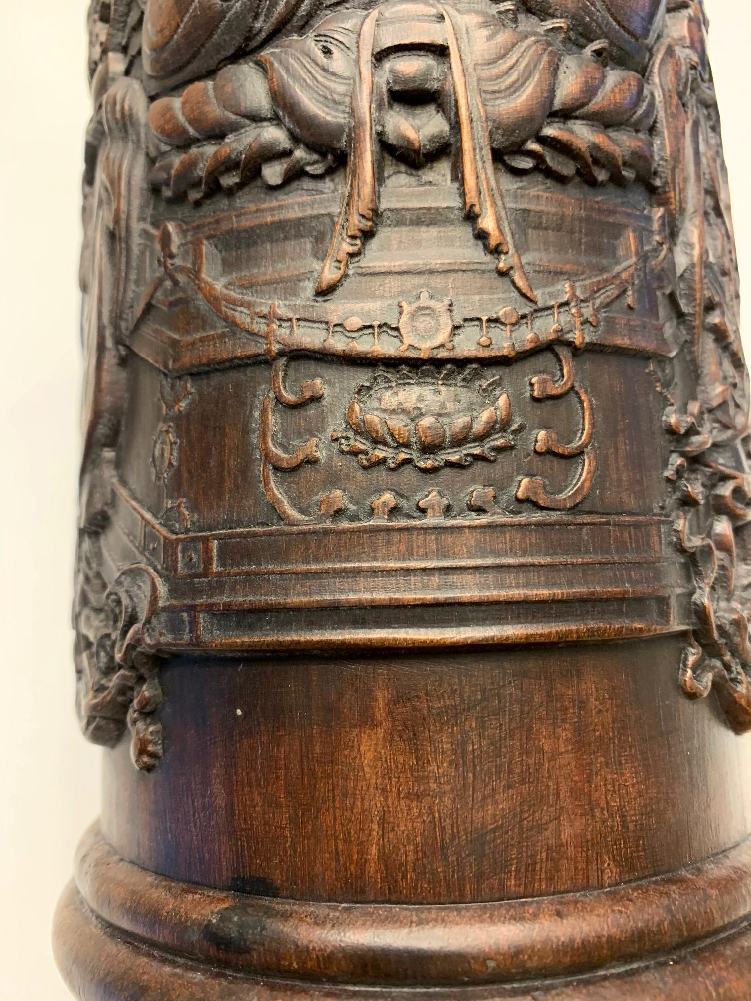 Finely Carved Chinese Brush Holder Pot  For Sale 9
