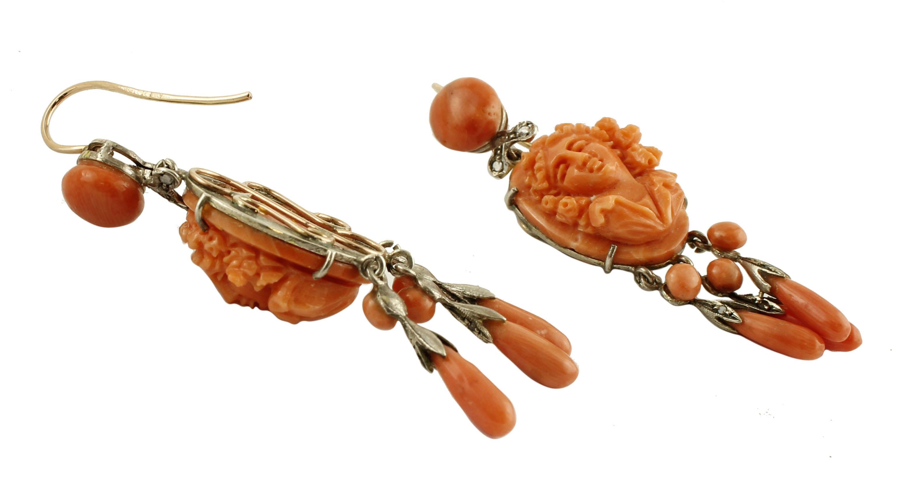 Engraved Red Coral, Diamonds, 9 Karat Rose Gold and Silver Dangle Earrings In Excellent Condition In Marcianise, Marcianise (CE)