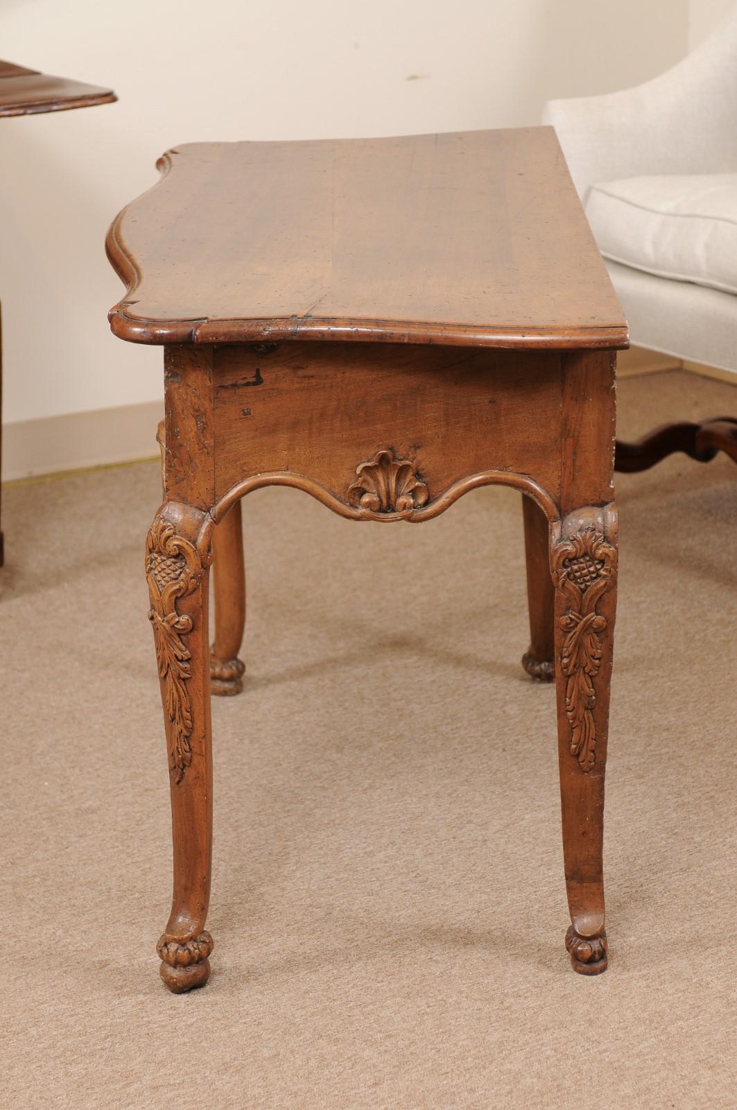 Finely Carved Early 18th Century Italian Rococo Walnut Console with Drawer 11