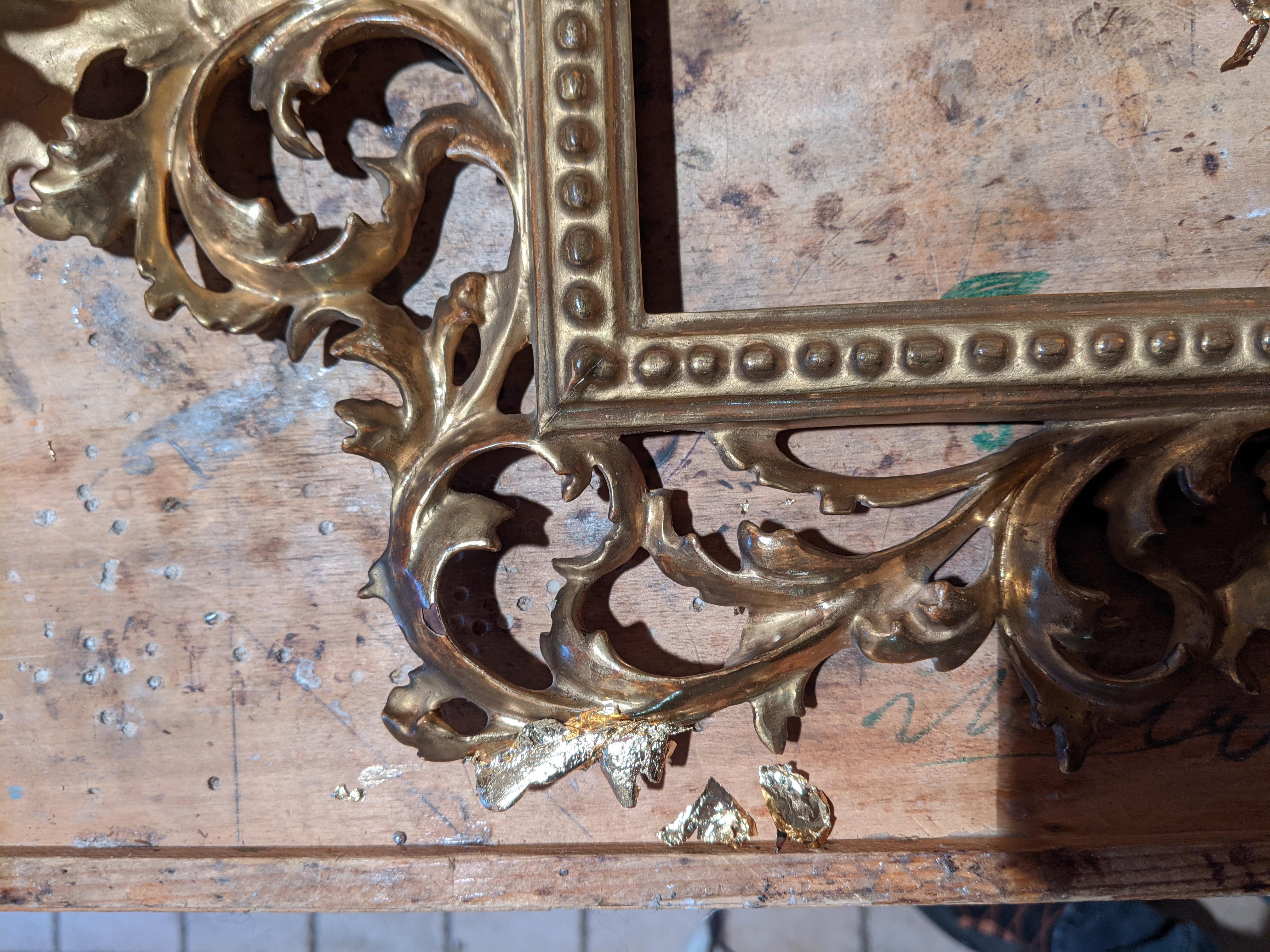 Finely Venetian Carved Frame from the Late 1600s, Finished in Gold Leaf For Sale 10