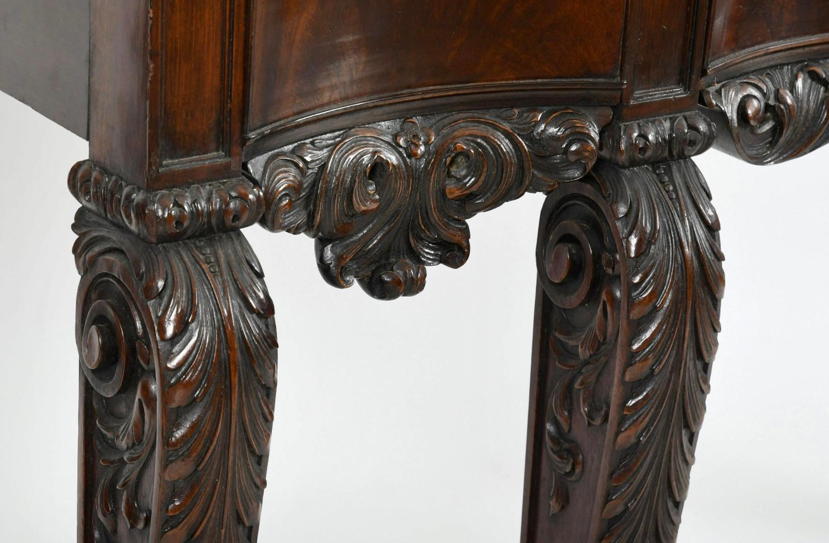 Finely Carved George III Style Mahogany Serving Table In Good Condition For Sale In Bradenton, FL
