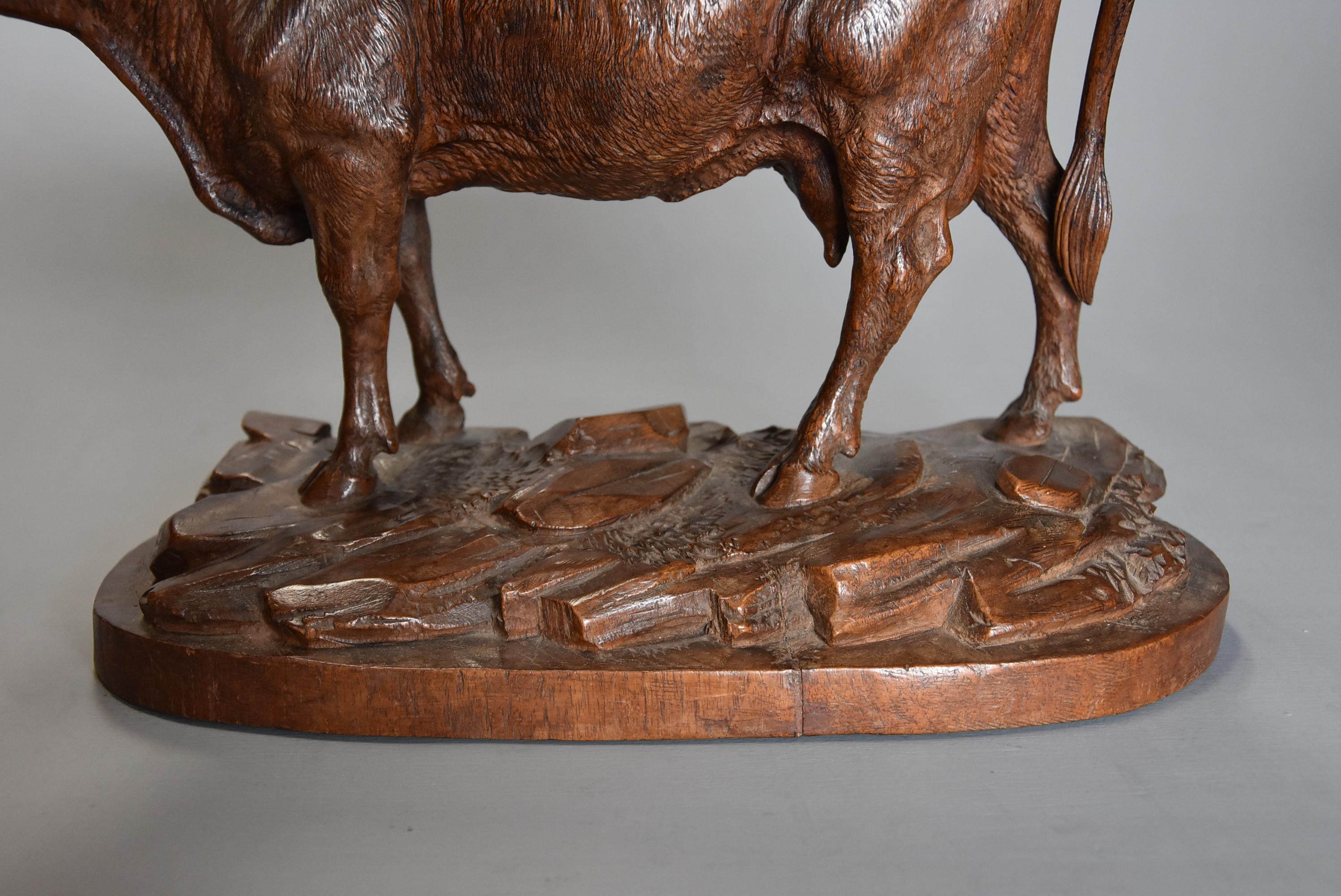 Finely Carved Late 19th Century Linden Wood Black Forest Cow, Possibly Huggler For Sale 4