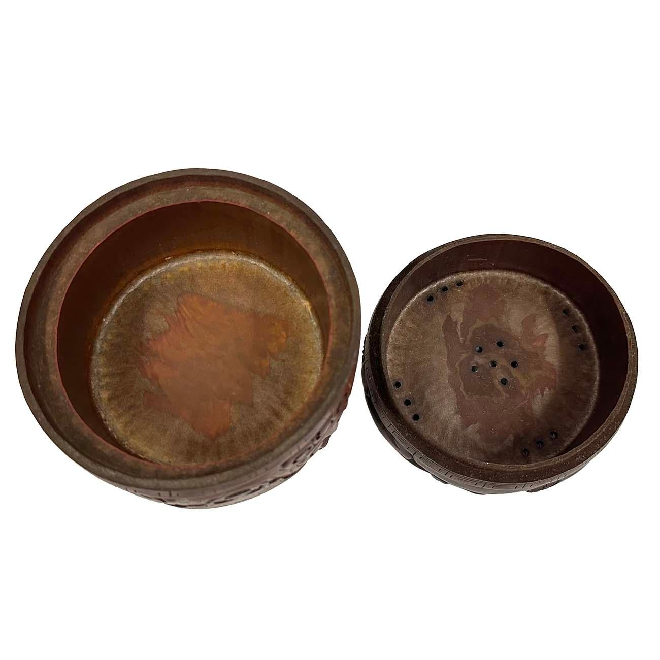 Antico vaso di bambù cinese finemente intagliato con coperchio In condizioni buone in vendita a Pomona, CA