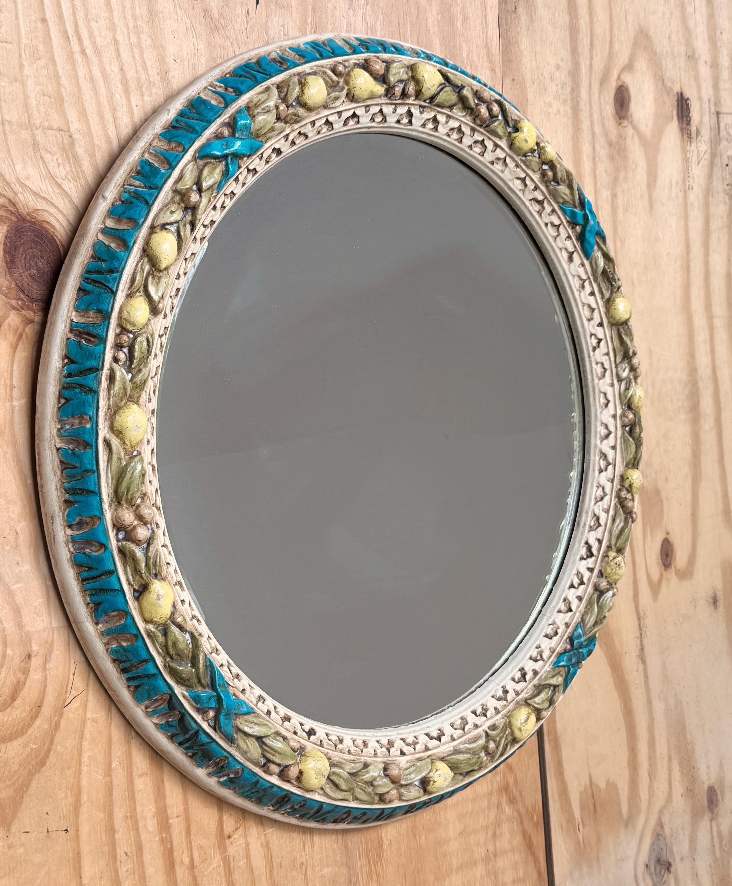 Finely Carved Round Florentine Polychromed & Gilt Lemon, Laurel Wood Mirror For Sale 1