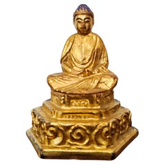 Finely Carved Small Antique Japanese Buddha Figure Lacquered Gilded Sculpture