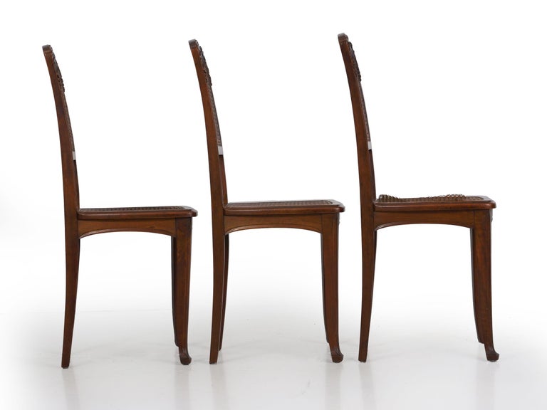 Finely Carved Walnut Set of Six French Art Nouveau Dining Chairs For Sale 1