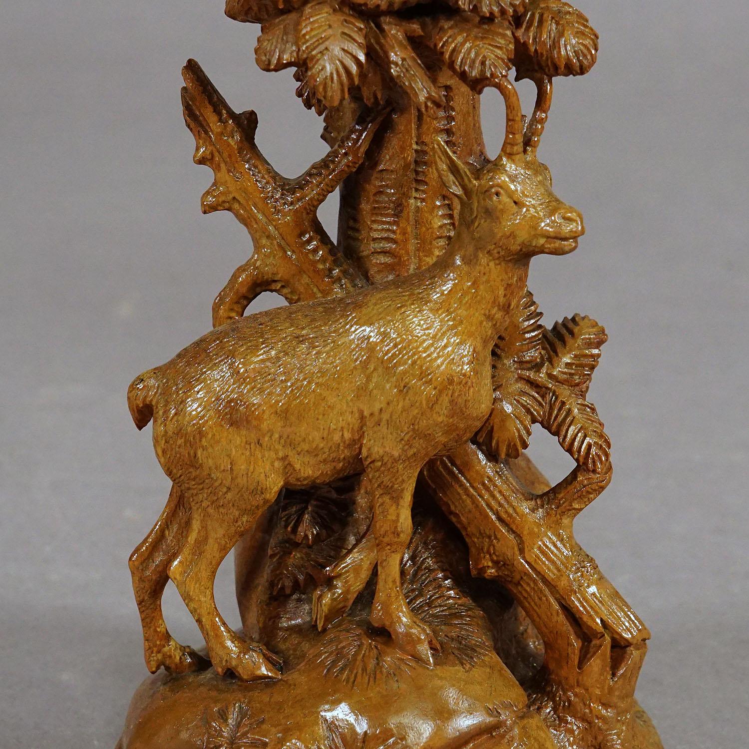 Finely Carved Wood Chamois with Glass Vase, Brienz, circa 1900 For Sale 1