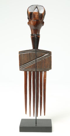 Finely Carved Wood Luena Comb, Great Hair Early 20th Century African Tribal Art