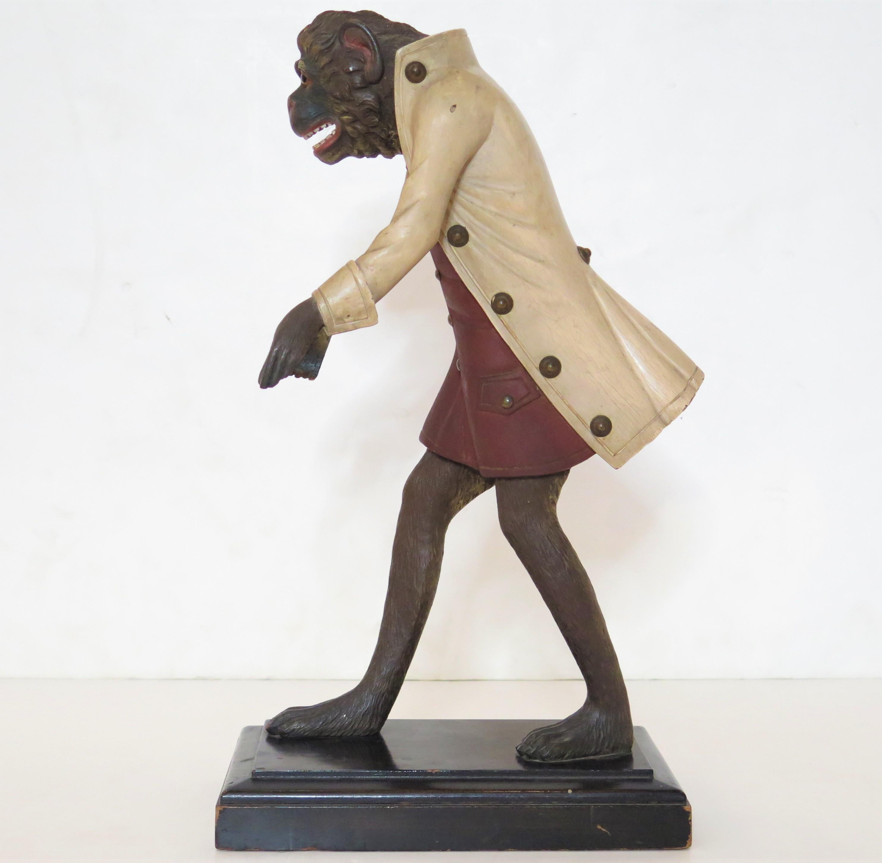 butler monkey statue
