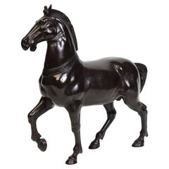 Estatua animal de caballo andante de bronce asiático finamente fundido