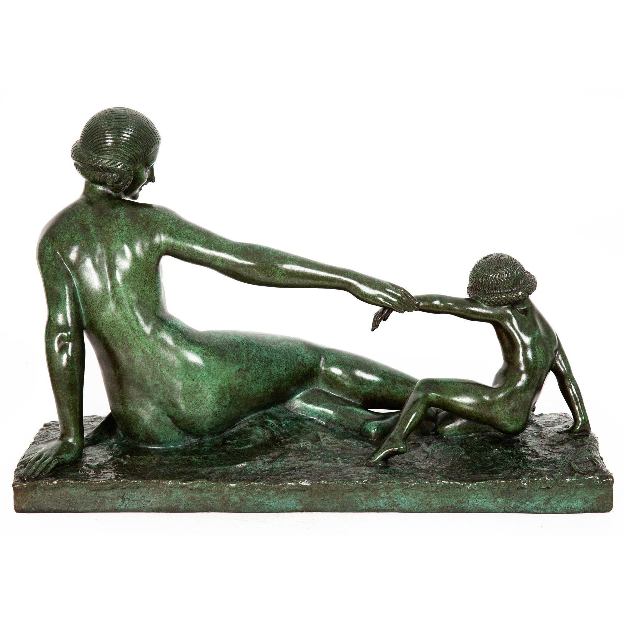 Escultura francesa Art Decó de bronce finamente fundido 