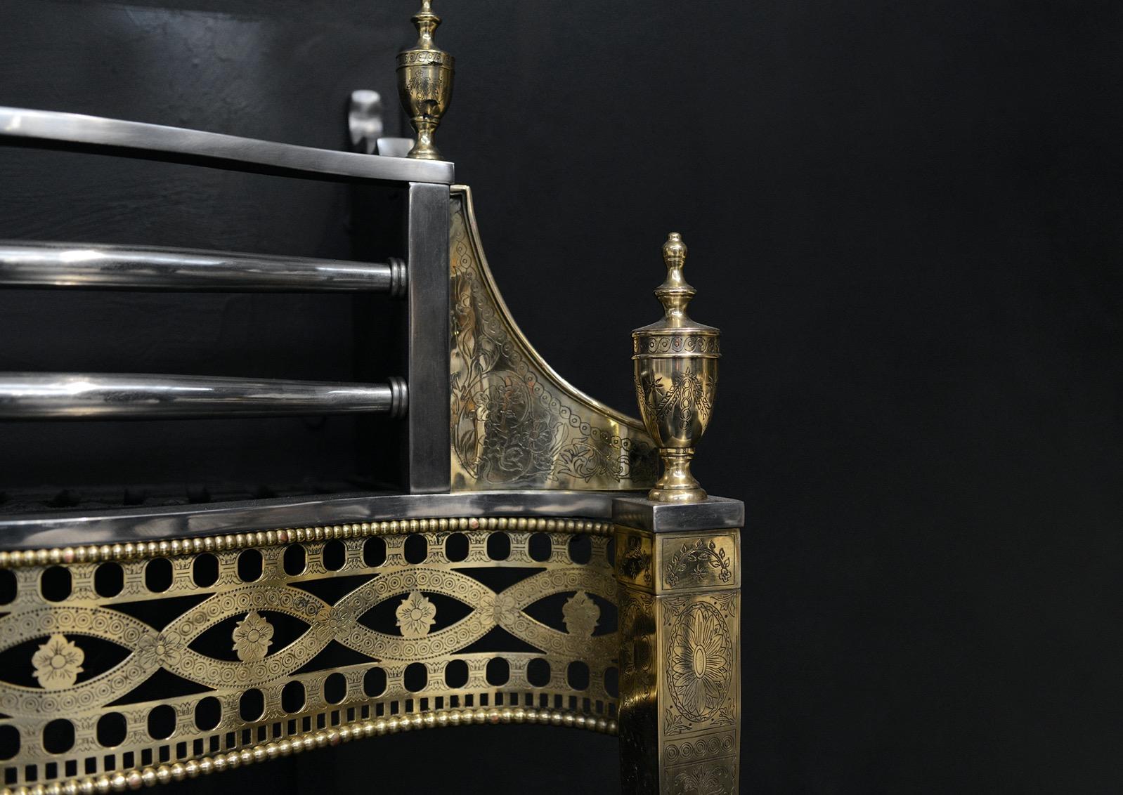 Grille de cheminée en laiton et acier finement gravé Bon état - En vente à London, GB