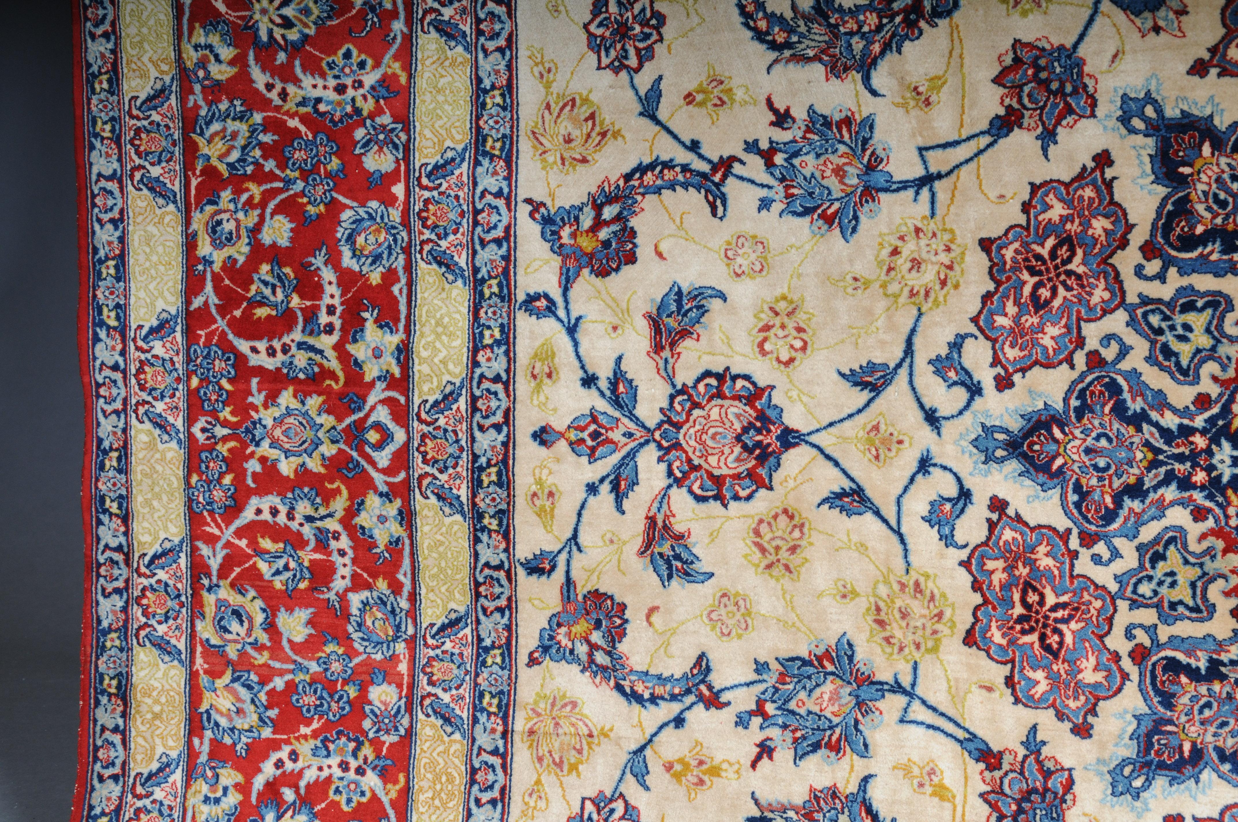 Fein geknüpfter luxuriöser Isfahan-Seidenteppich mit Seide. im Angebot 6