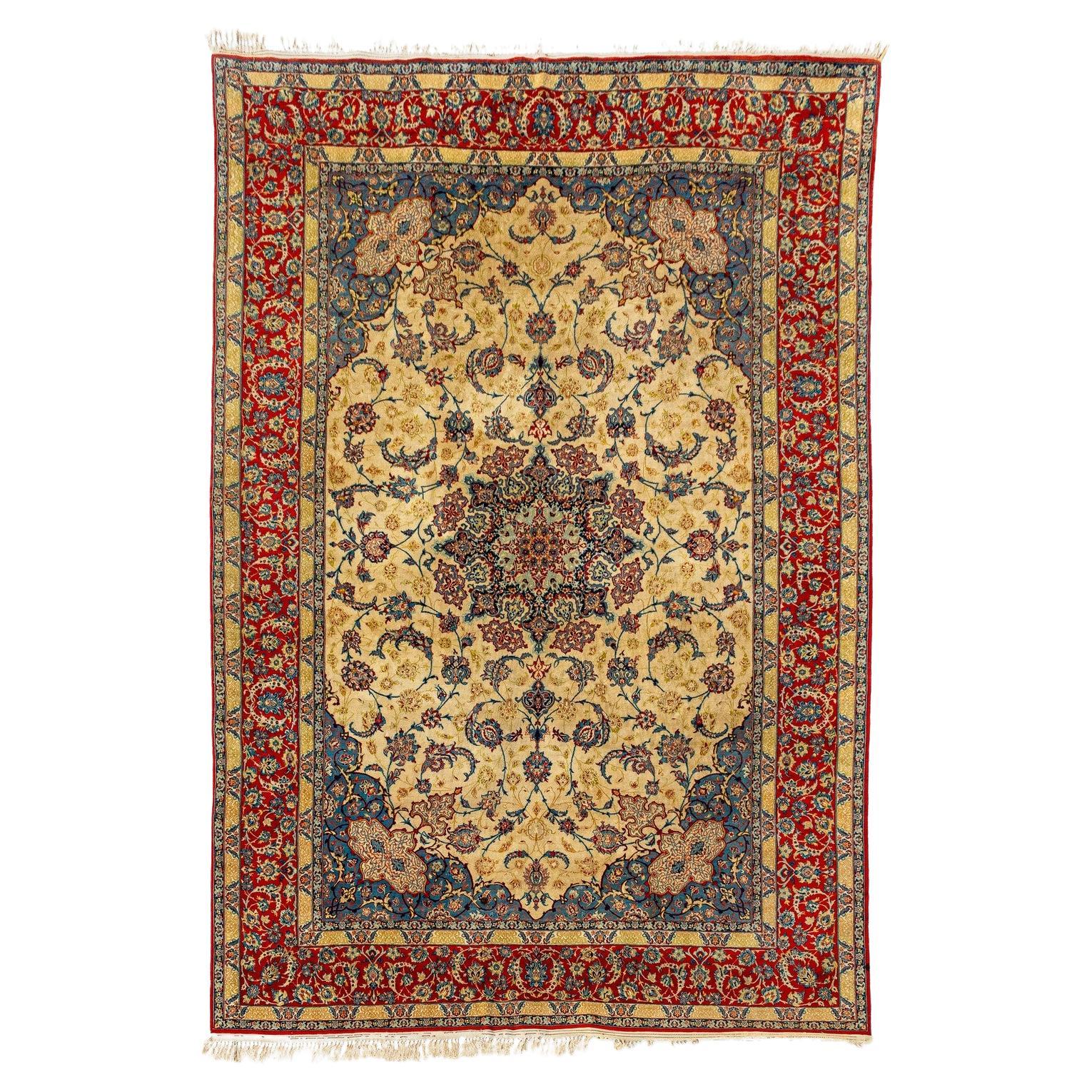 Fein geknüpfter luxuriöser Isfahan-Seidenteppich mit Seide. im Angebot
