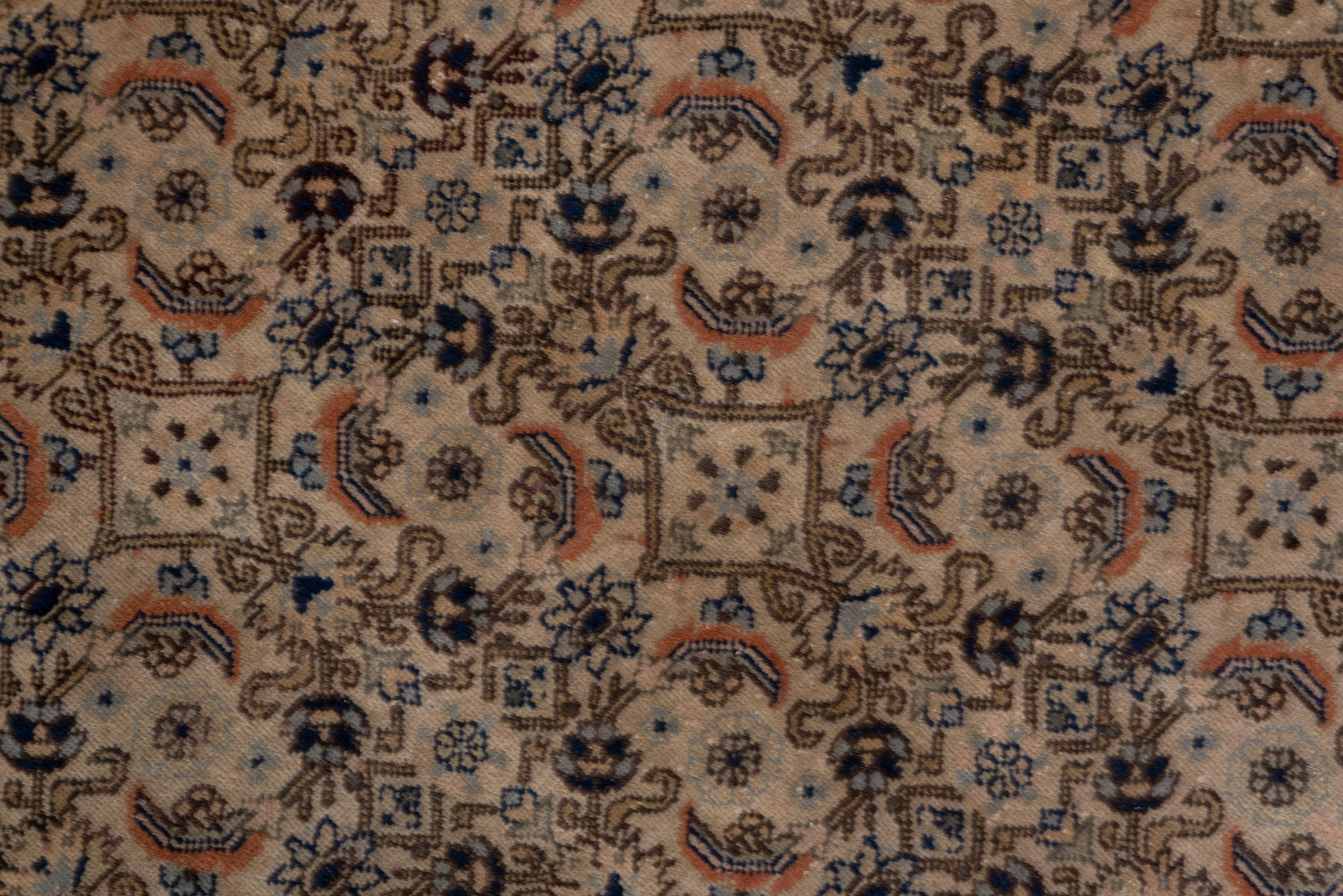 Finely Knotted Turkish Kaisary Carpet, circa 1940s In Good Condition In New York, NY