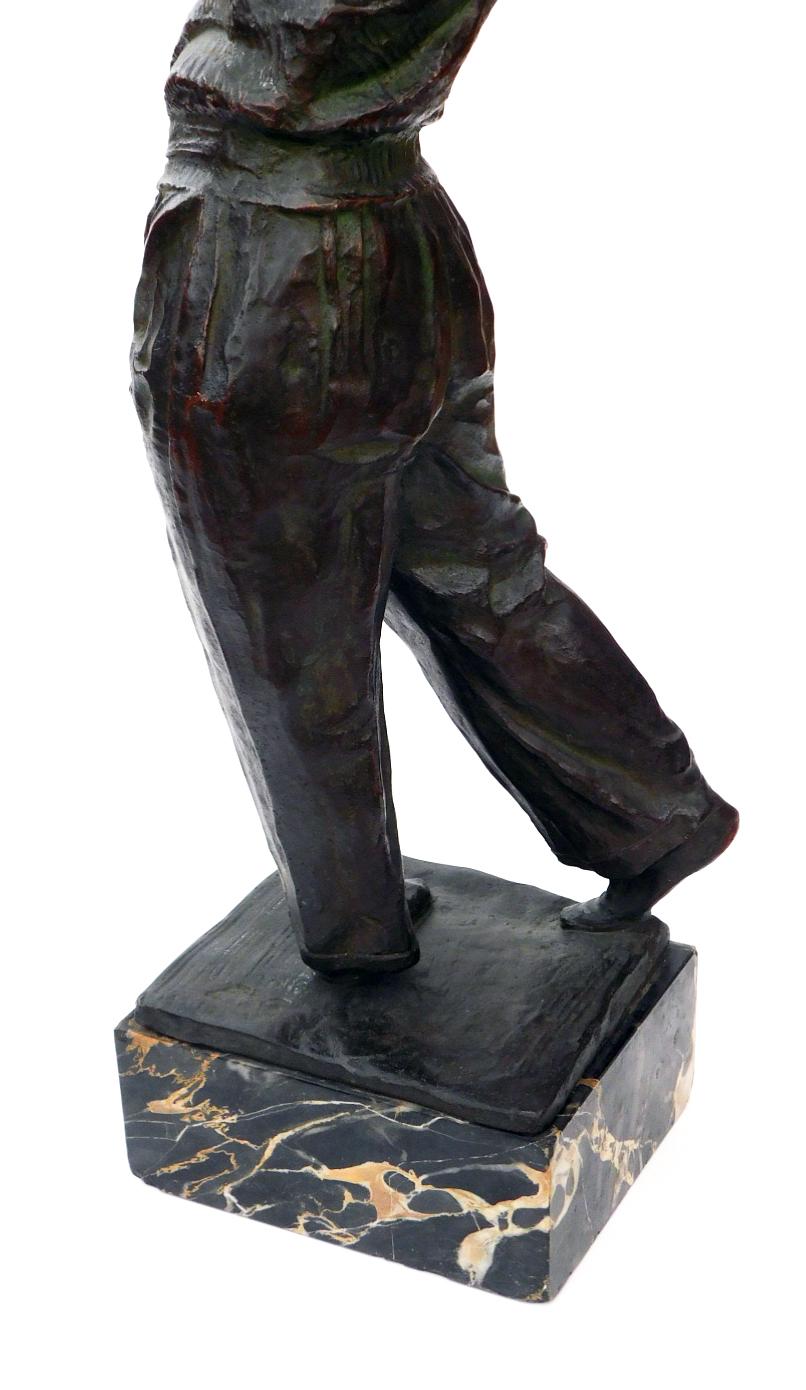 Américain Figure d'un golfeur en bronze patiné finement modelé d'époque en vente